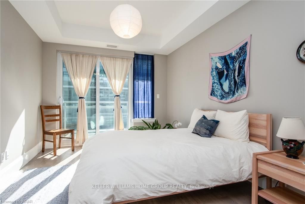 63 Arthur St S, #801