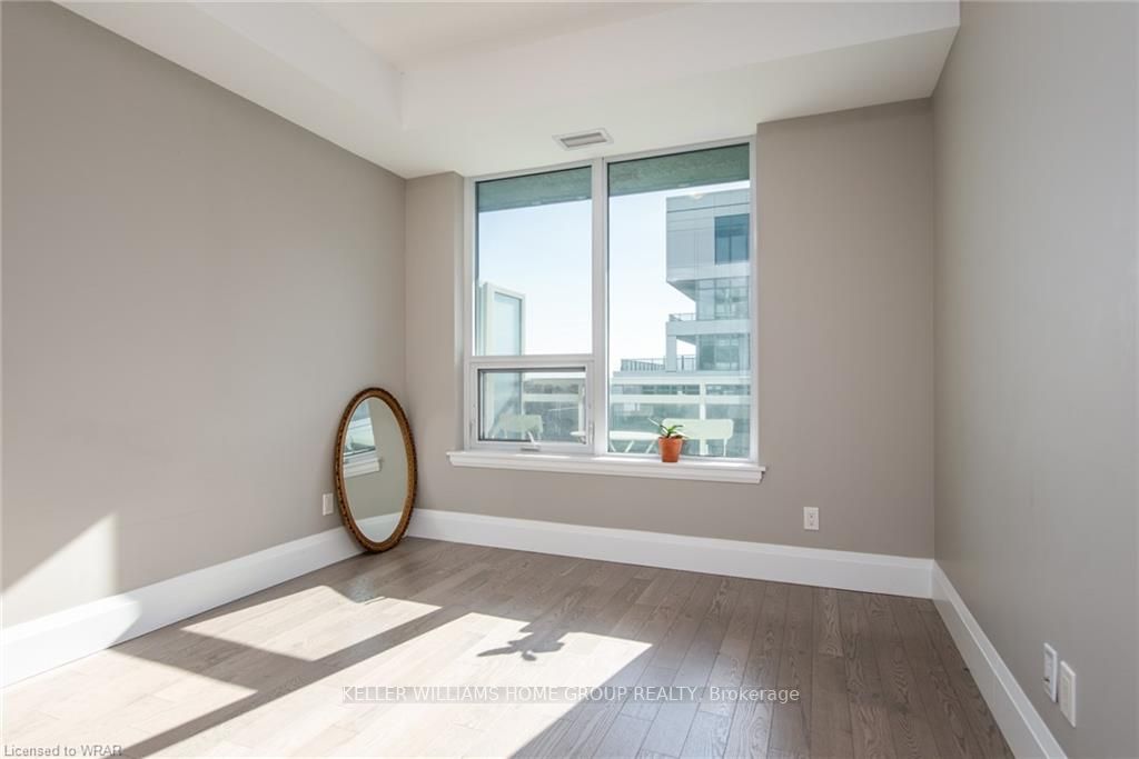 63 Arthur St S, #801