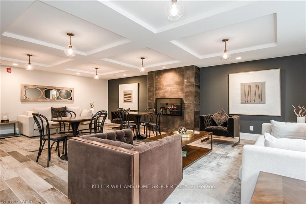 63 Arthur St S, #801