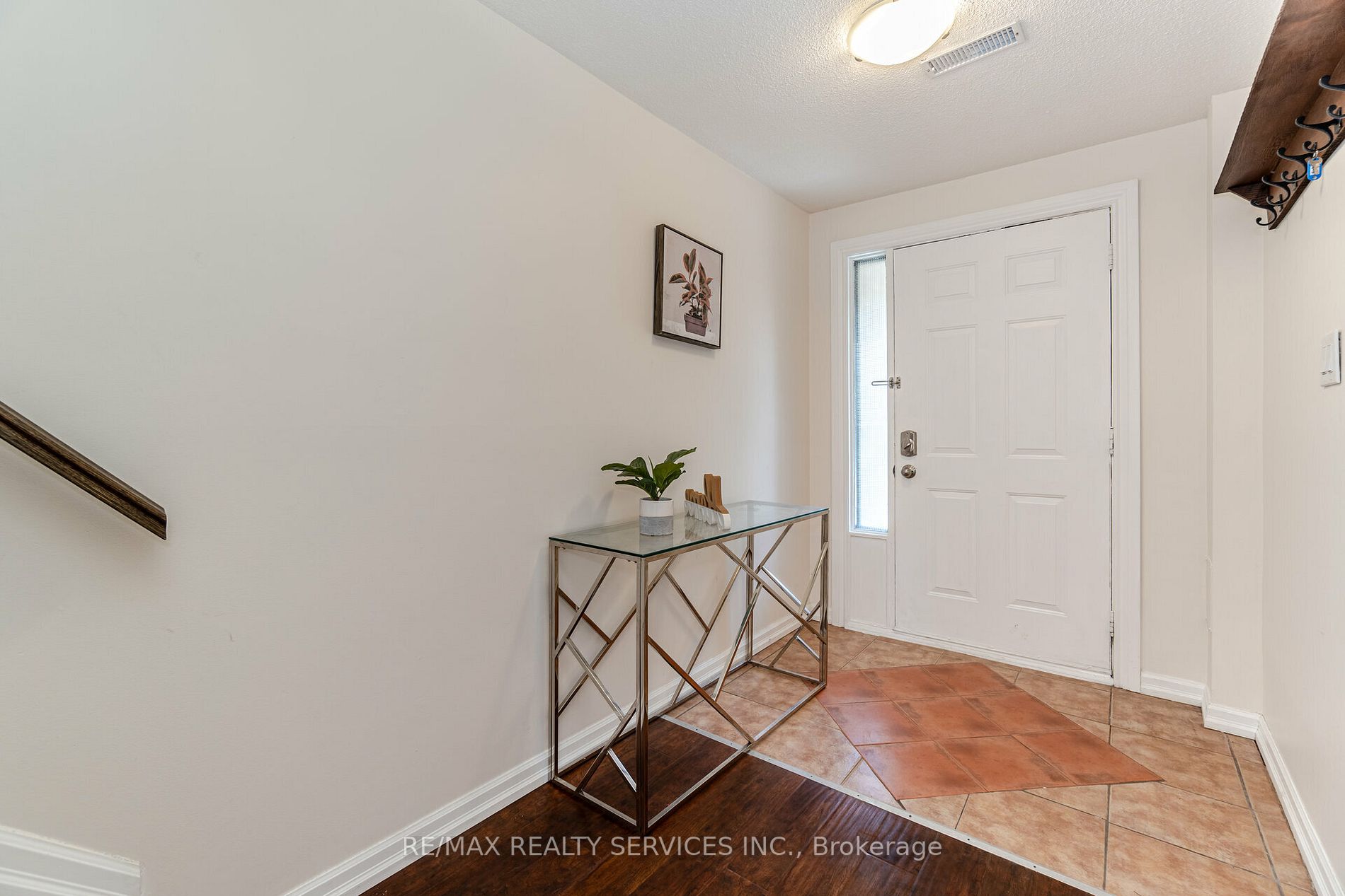 34 Bow Valley Dr, #9