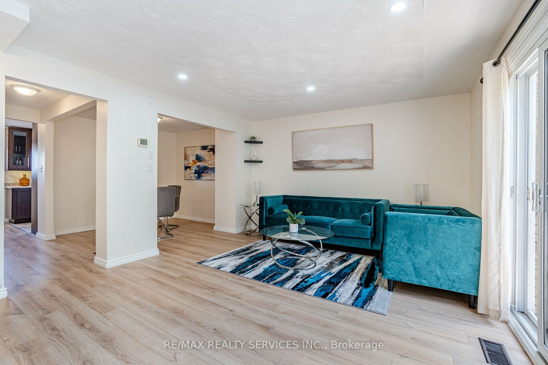 34 Bow Valley Dr, #9