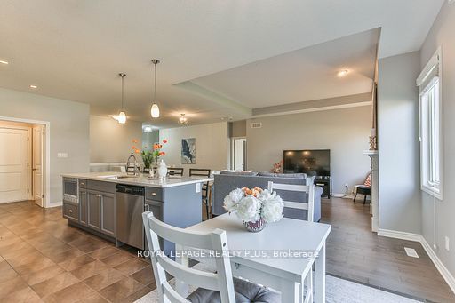 3455 Morgan Cres, #32