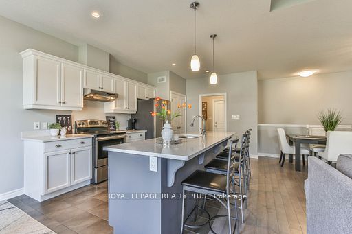 3455 Morgan Cres, #32