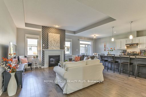3455 Morgan Cres, #32