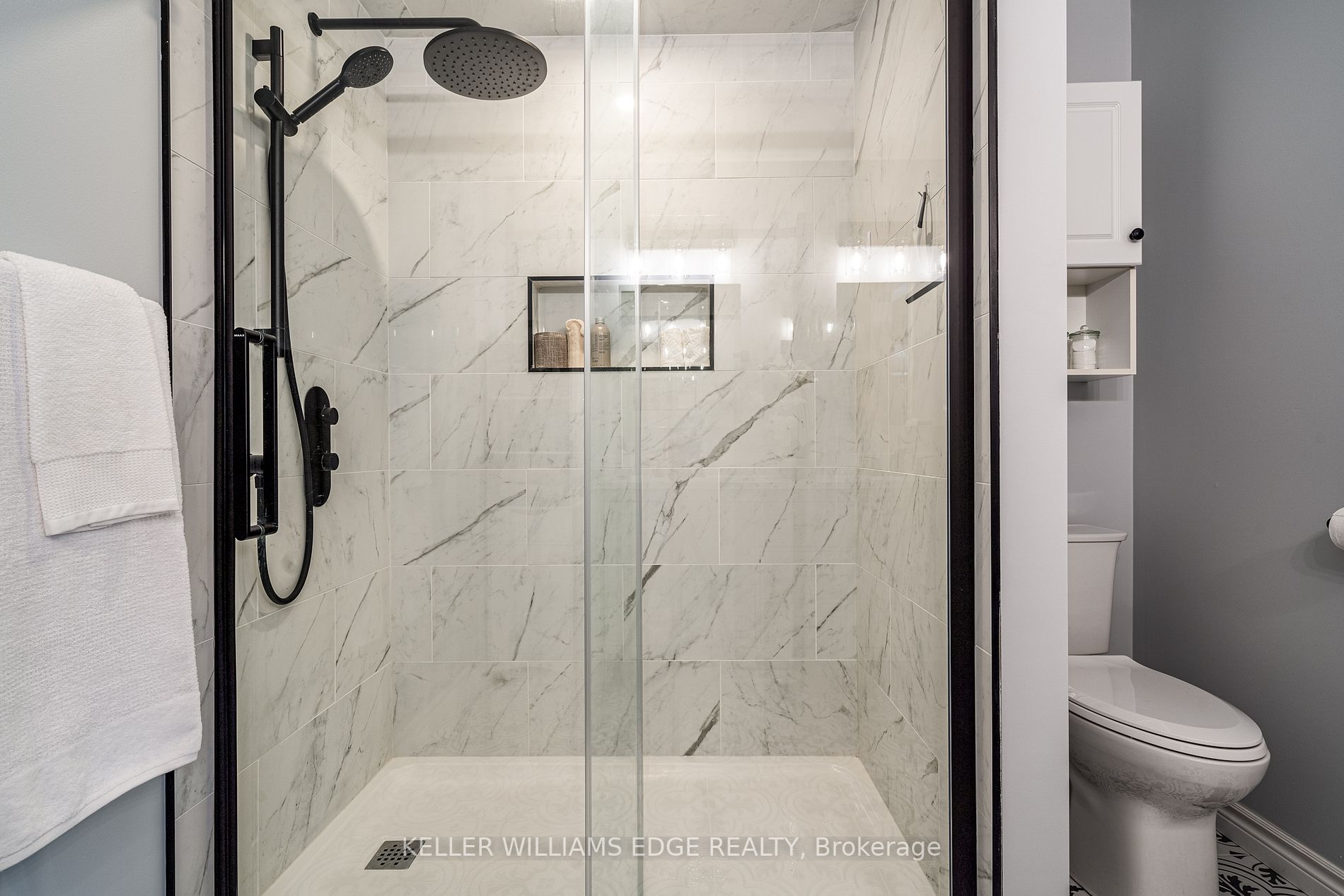 25 Hamilton St S, #16