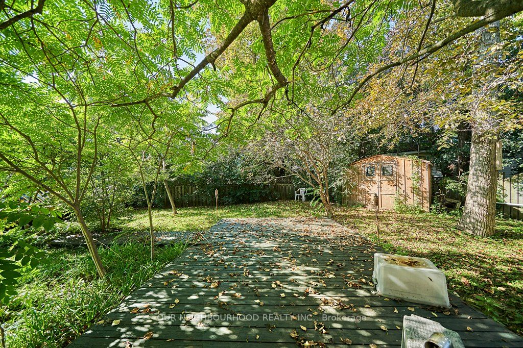 1091 Whitefield Dr