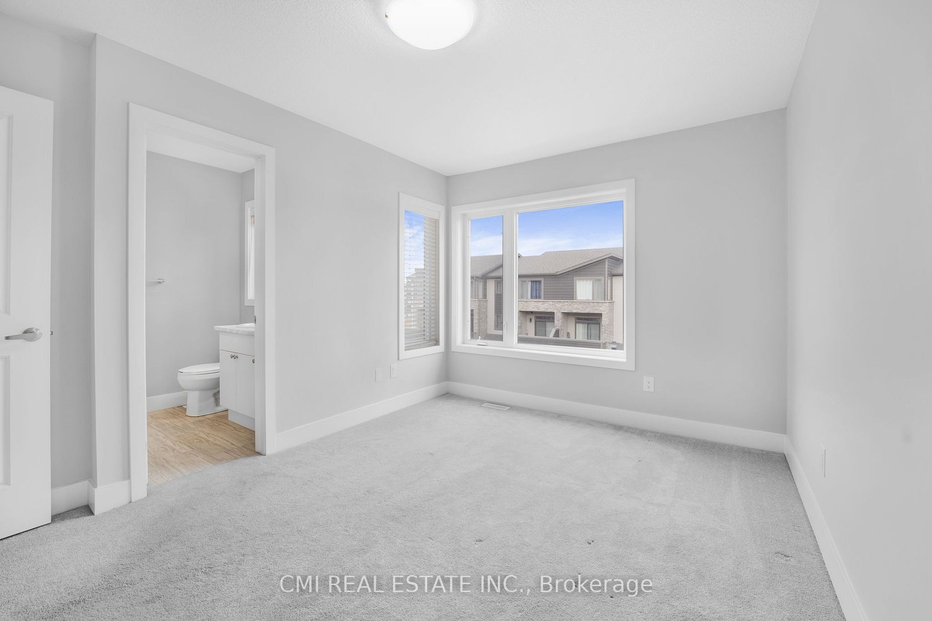 2070 Meadowgate Blvd, #8