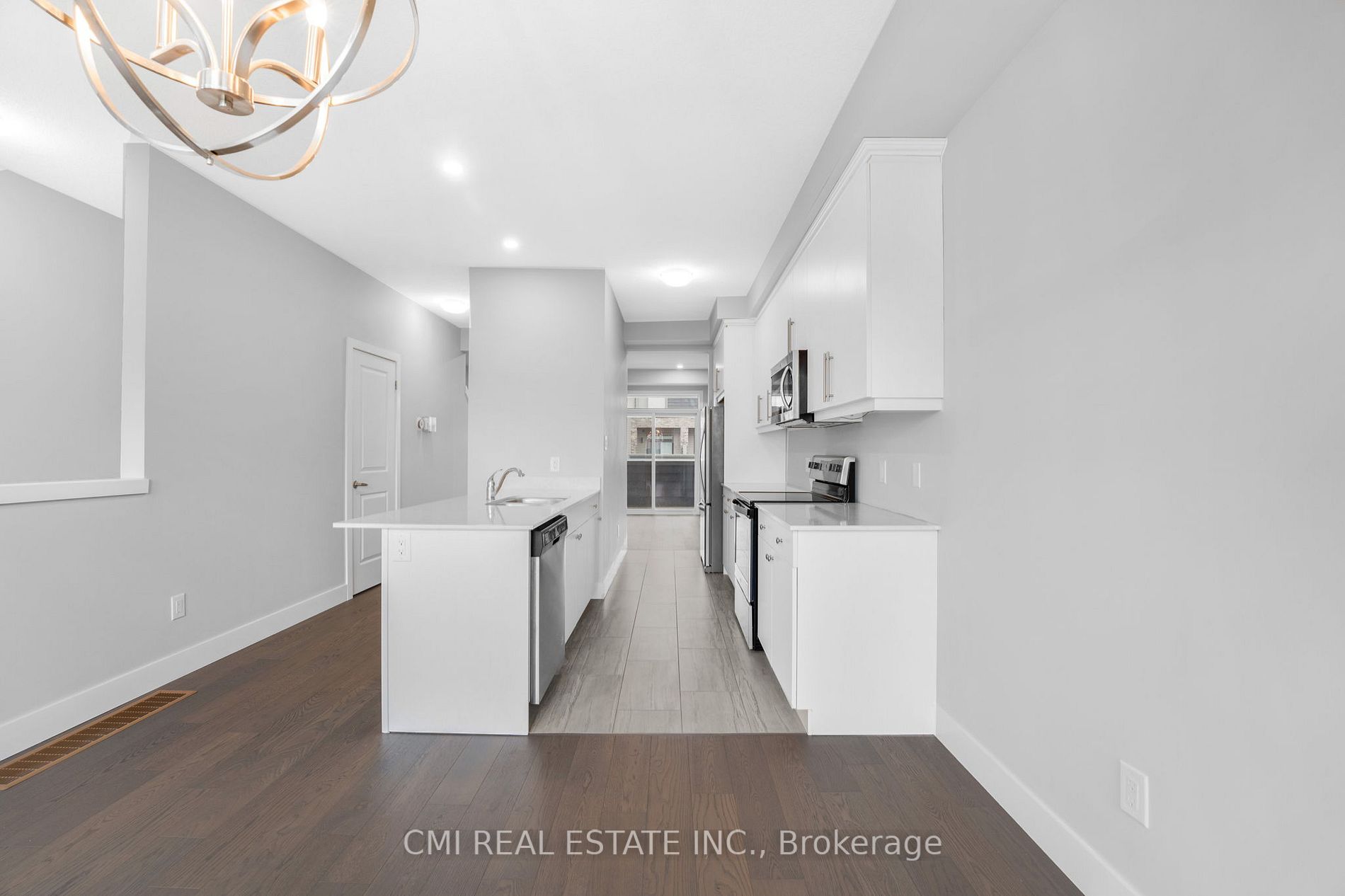 2070 Meadowgate Blvd, #8