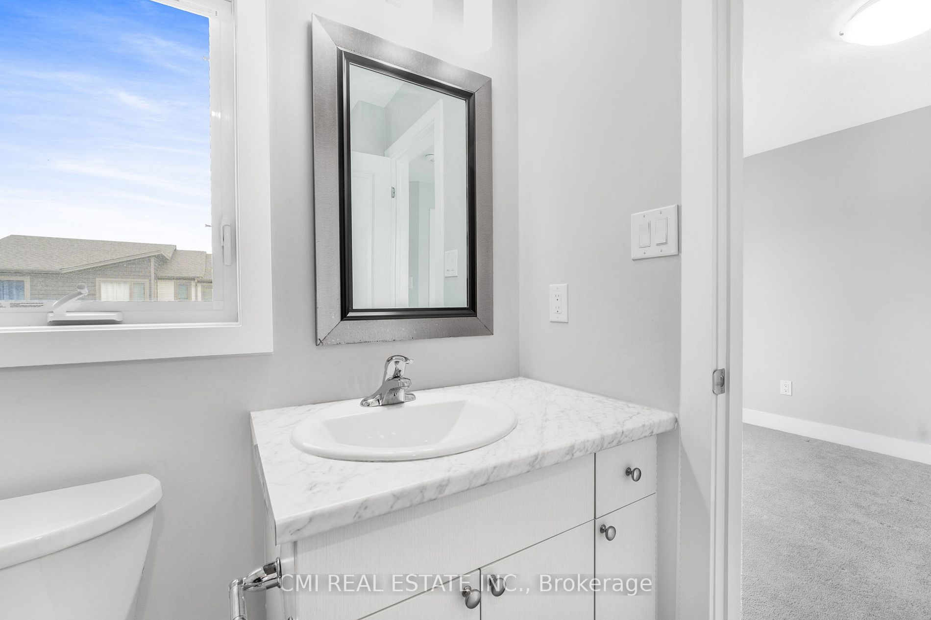 2070 Meadowgate Blvd, #8