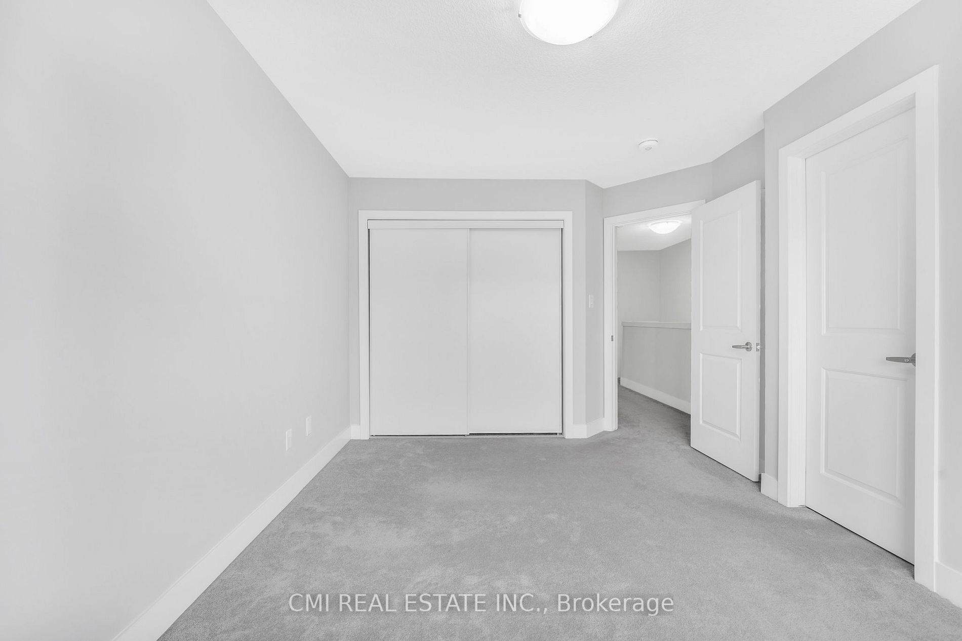 2070 Meadowgate Blvd, #8