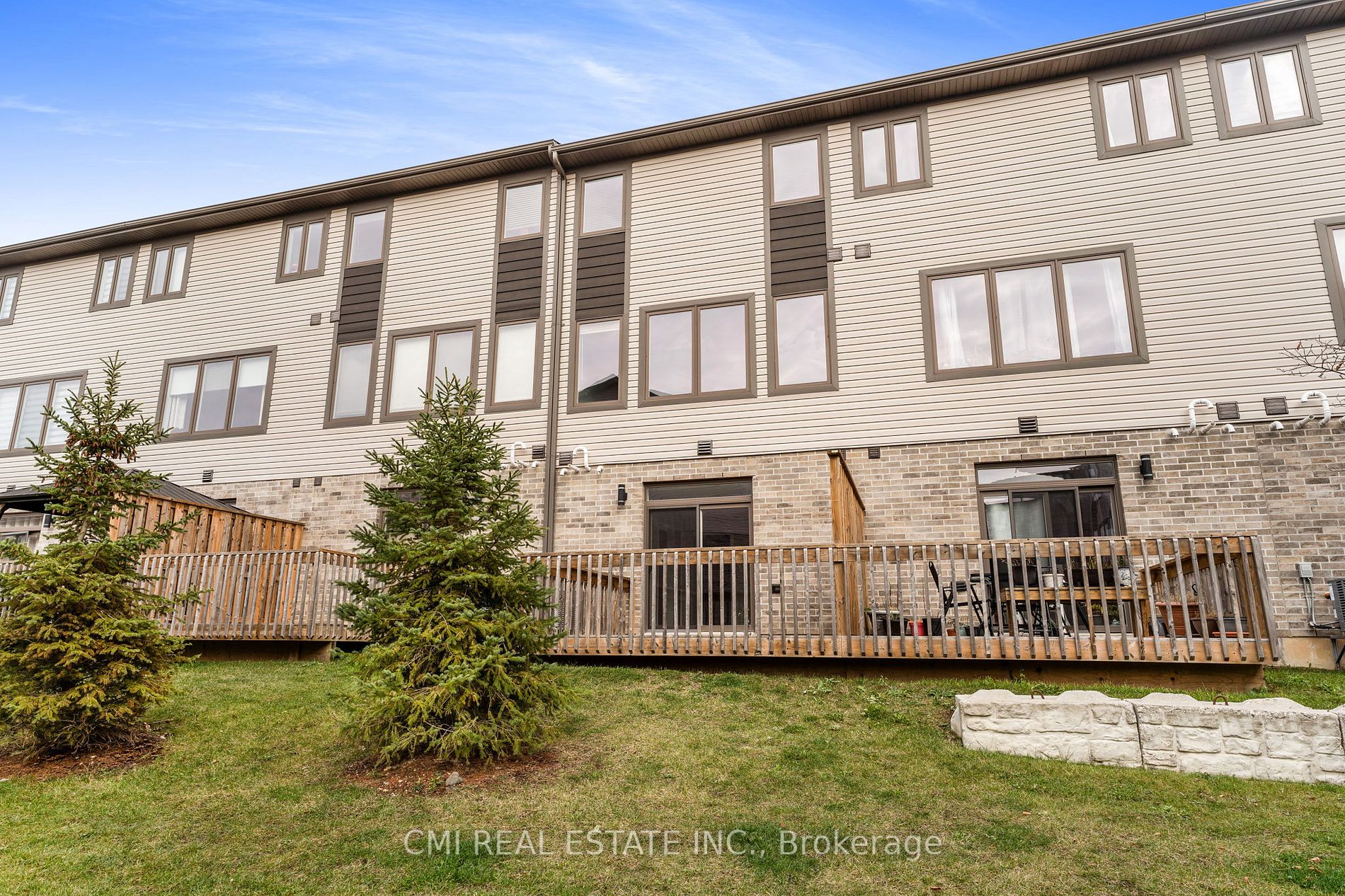 2070 Meadowgate Blvd, #8