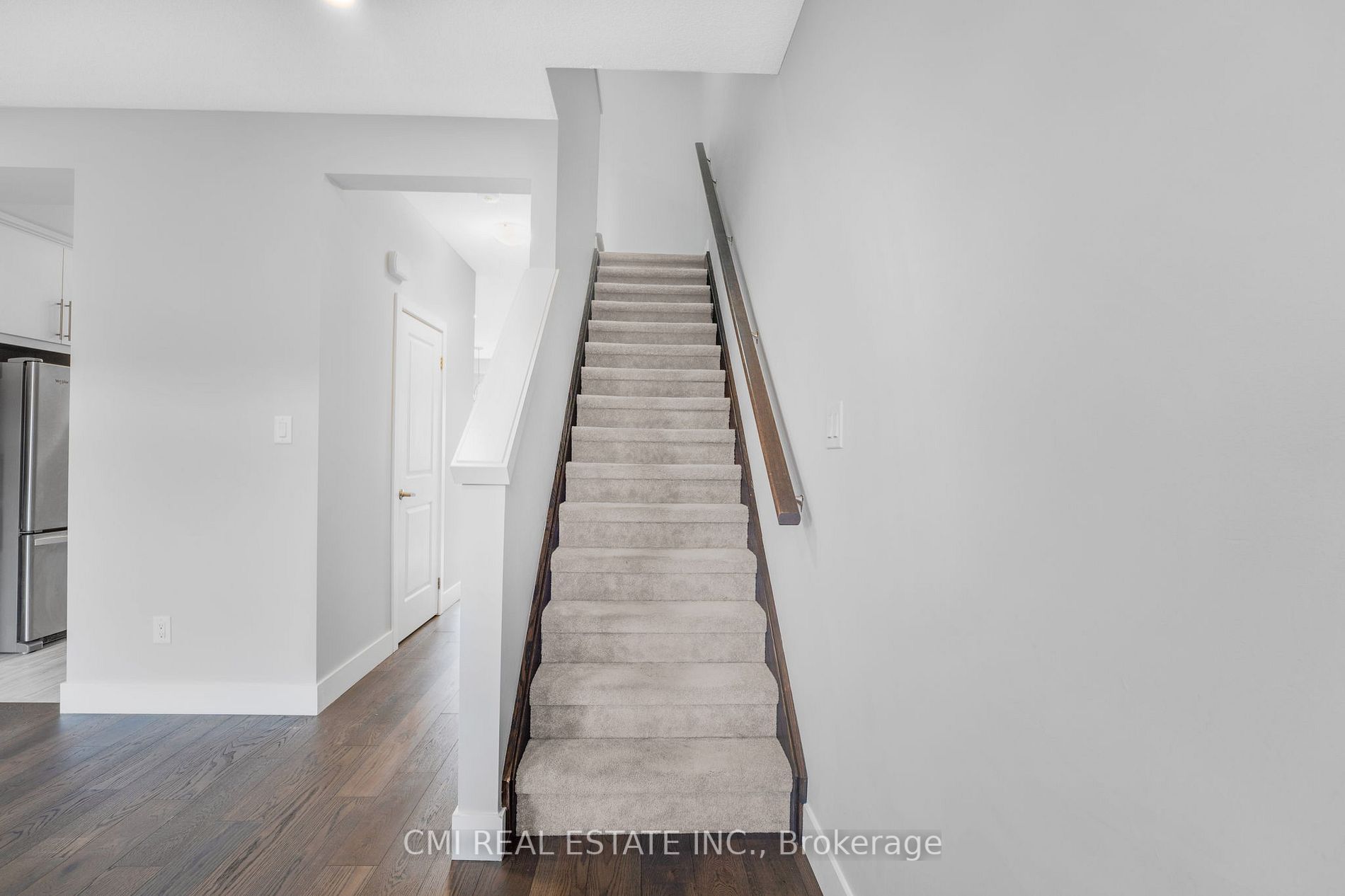 2070 Meadowgate Blvd, #8
