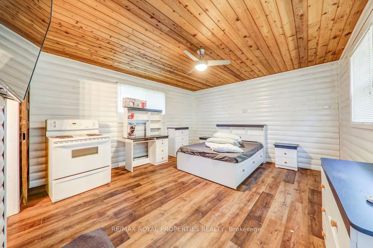 28 Goodman Rd