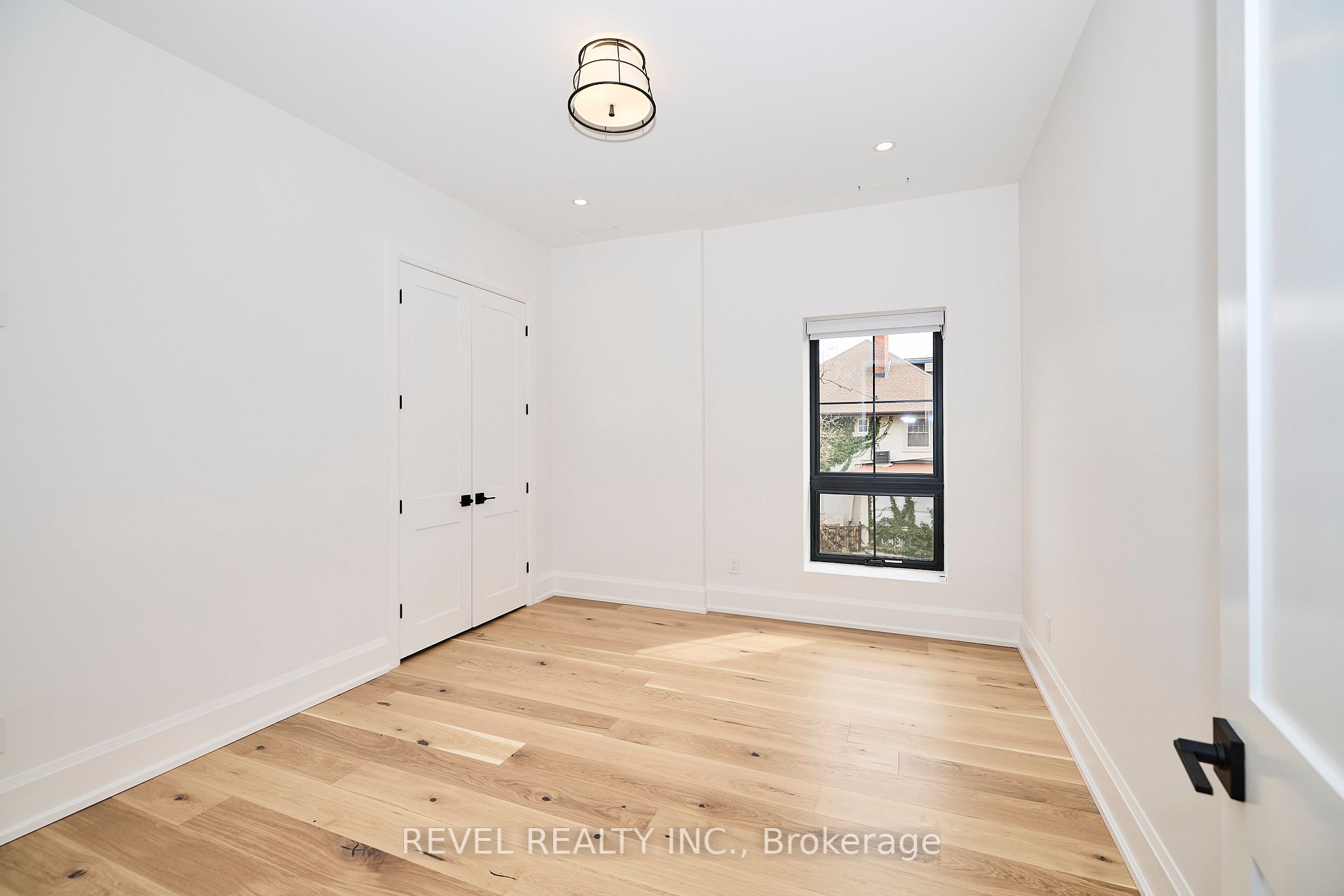 29 Yates Street