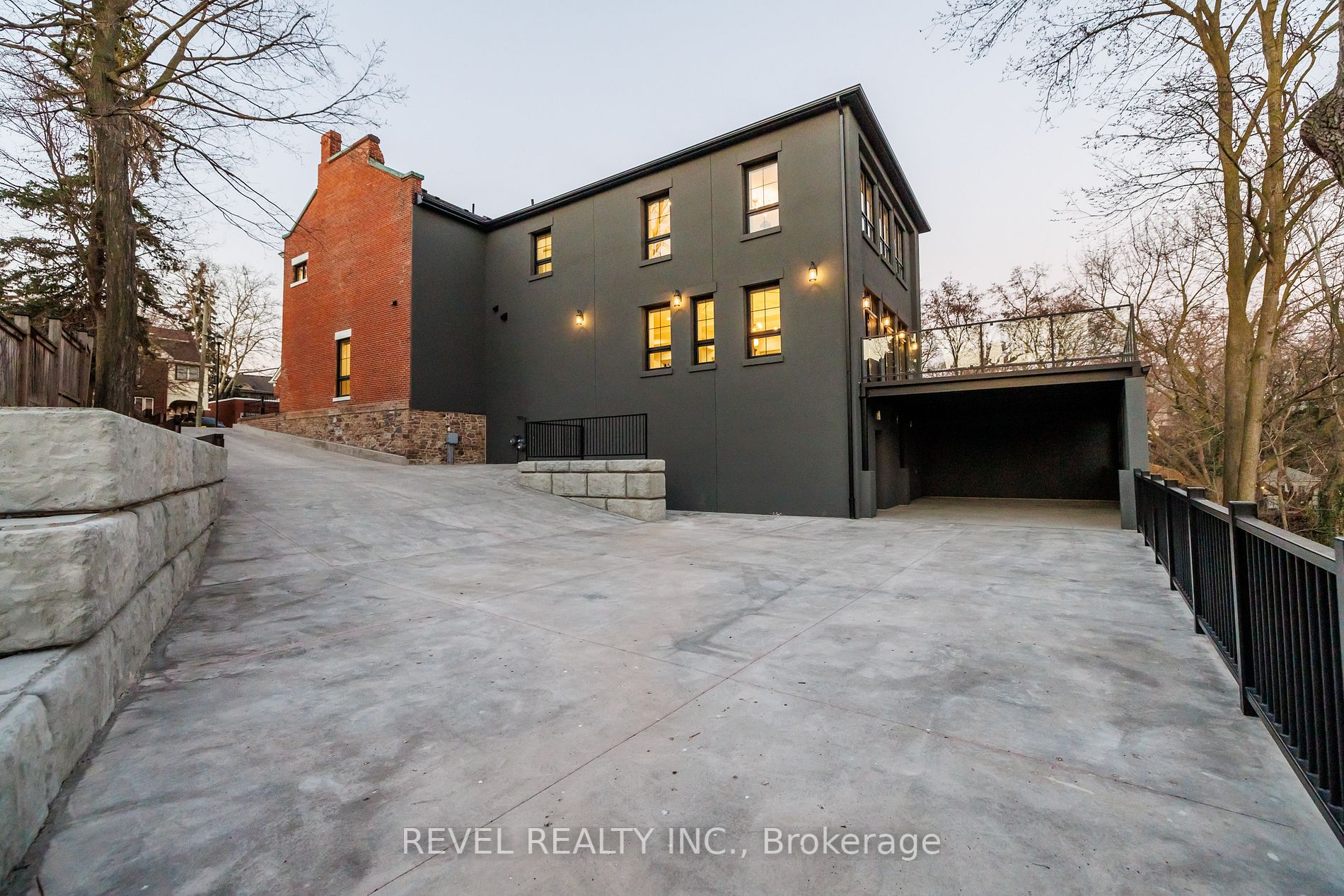 29 Yates Street