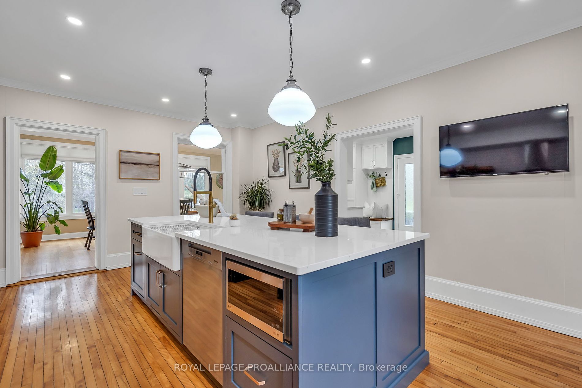 8168 Danforth Rd W