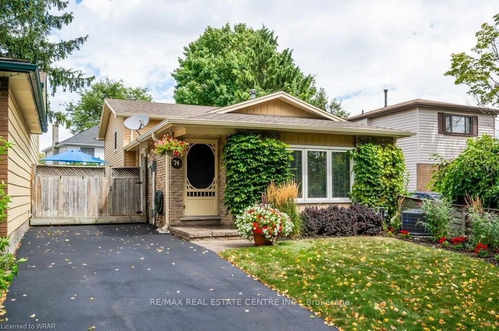 74 Homestead Pl
