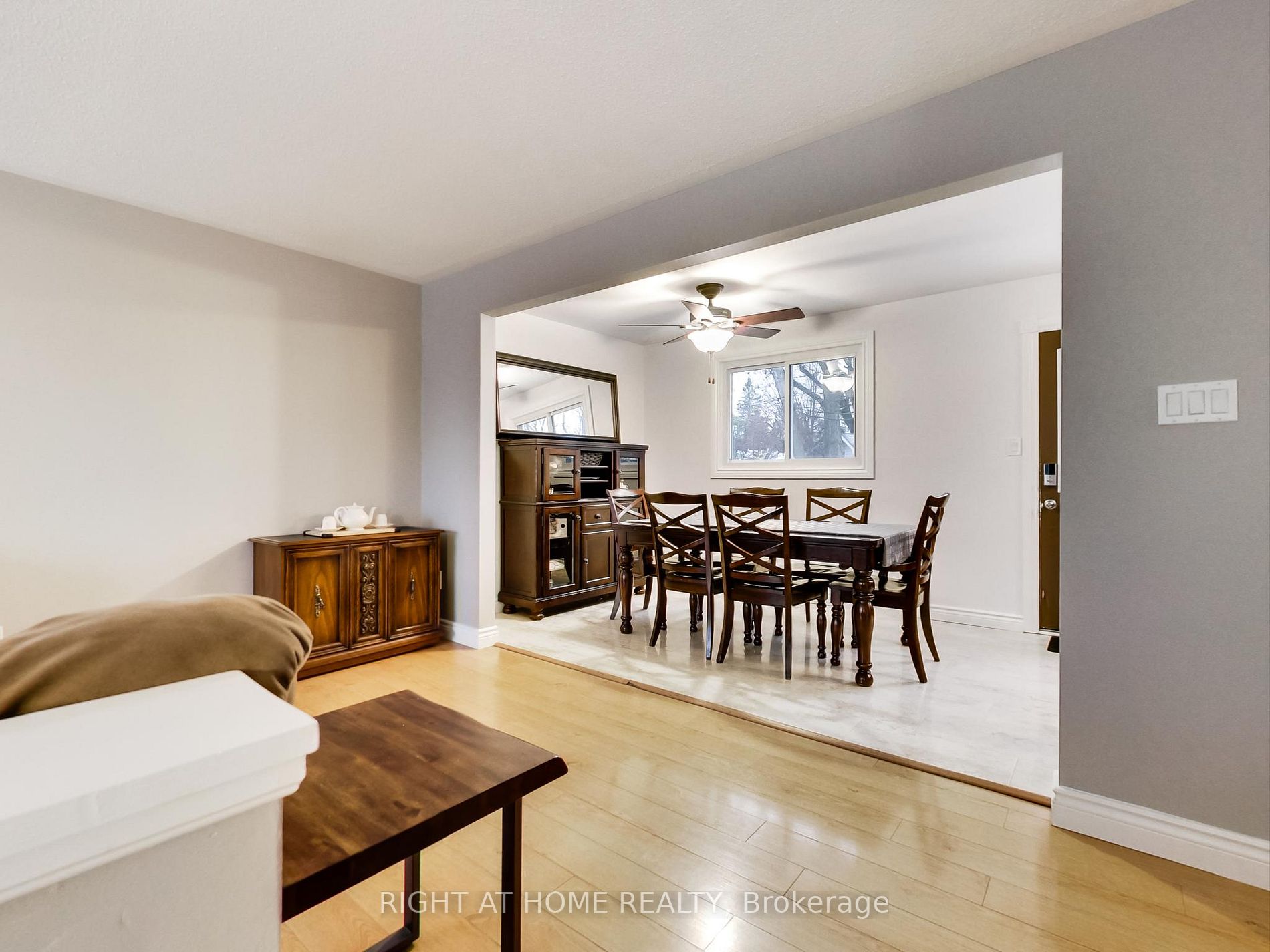 316 Pineview Gdns