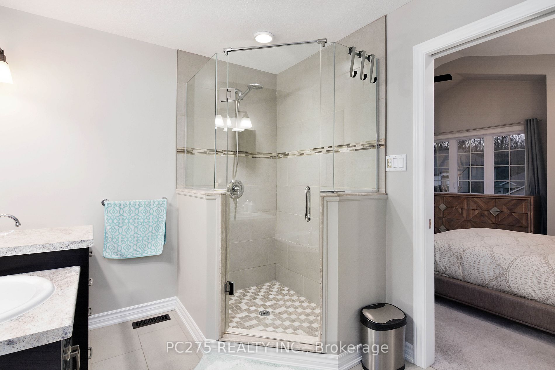 2107 North Routledge Park