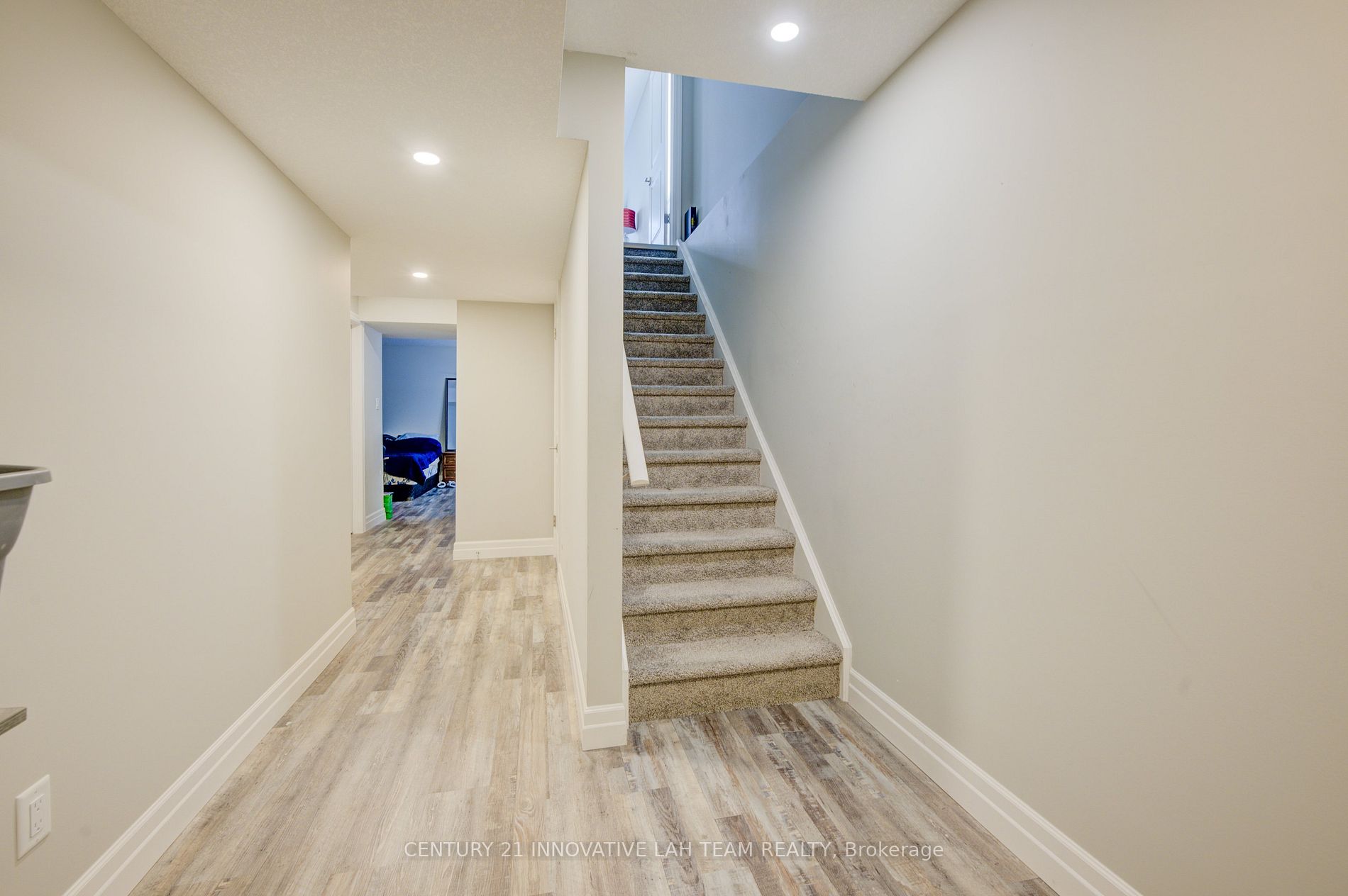 1023 Devonshire Ave, #30