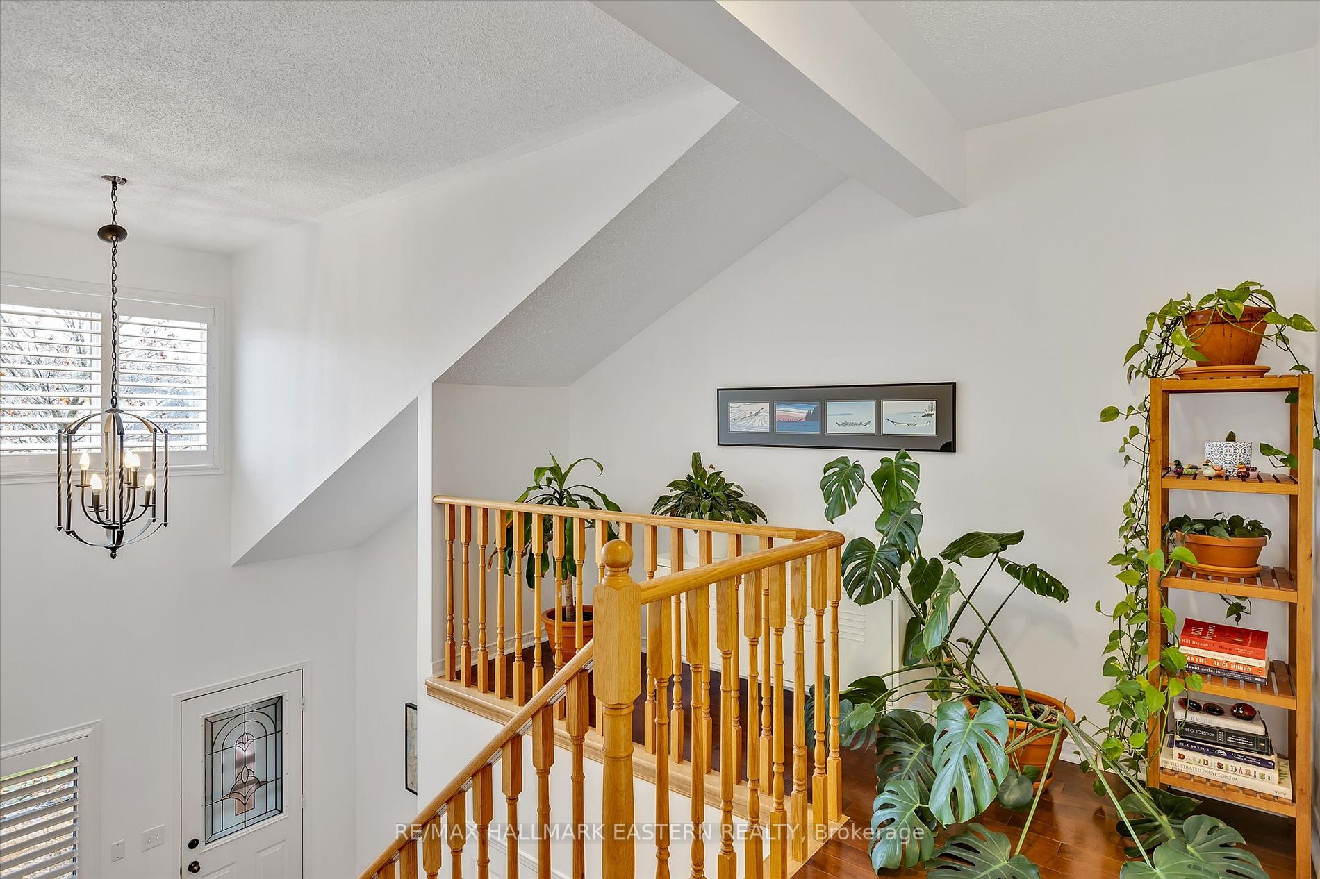 1282 Eagle Cres
