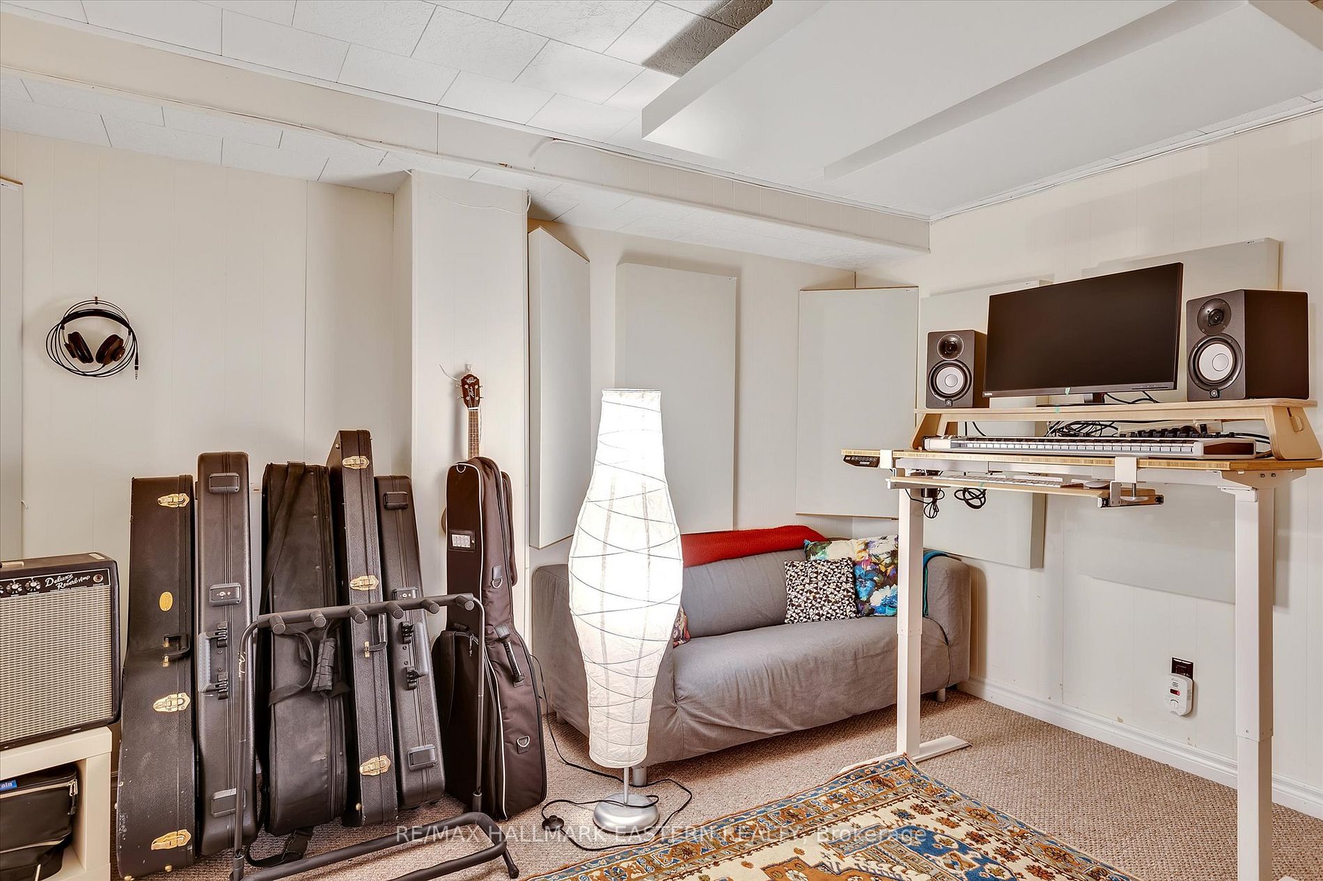1282 Eagle Cres