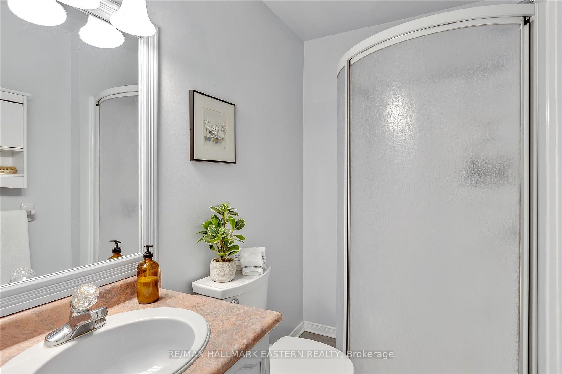 1282 Eagle Cres