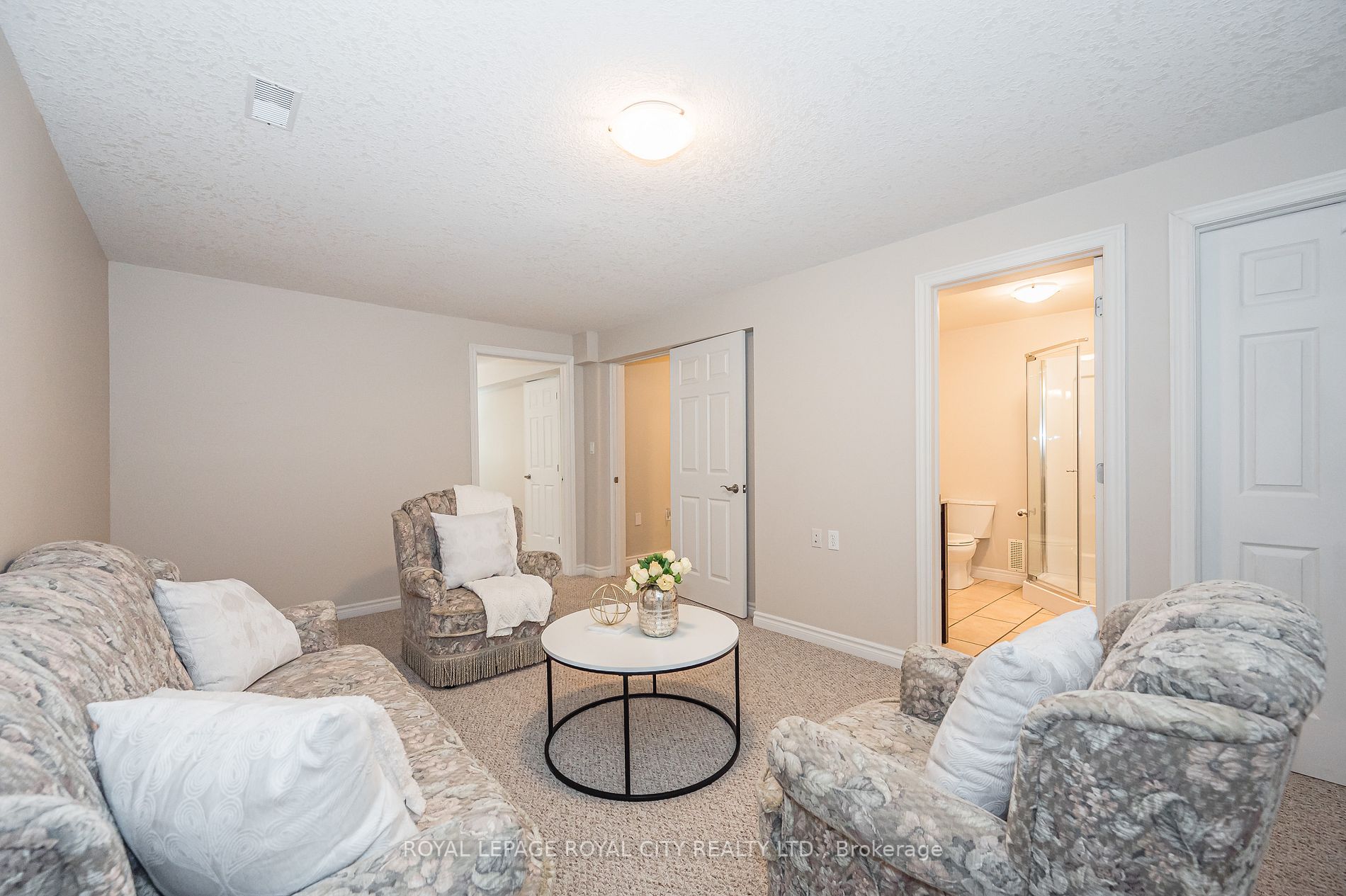 24 Beechlawn Blvd, #N/A