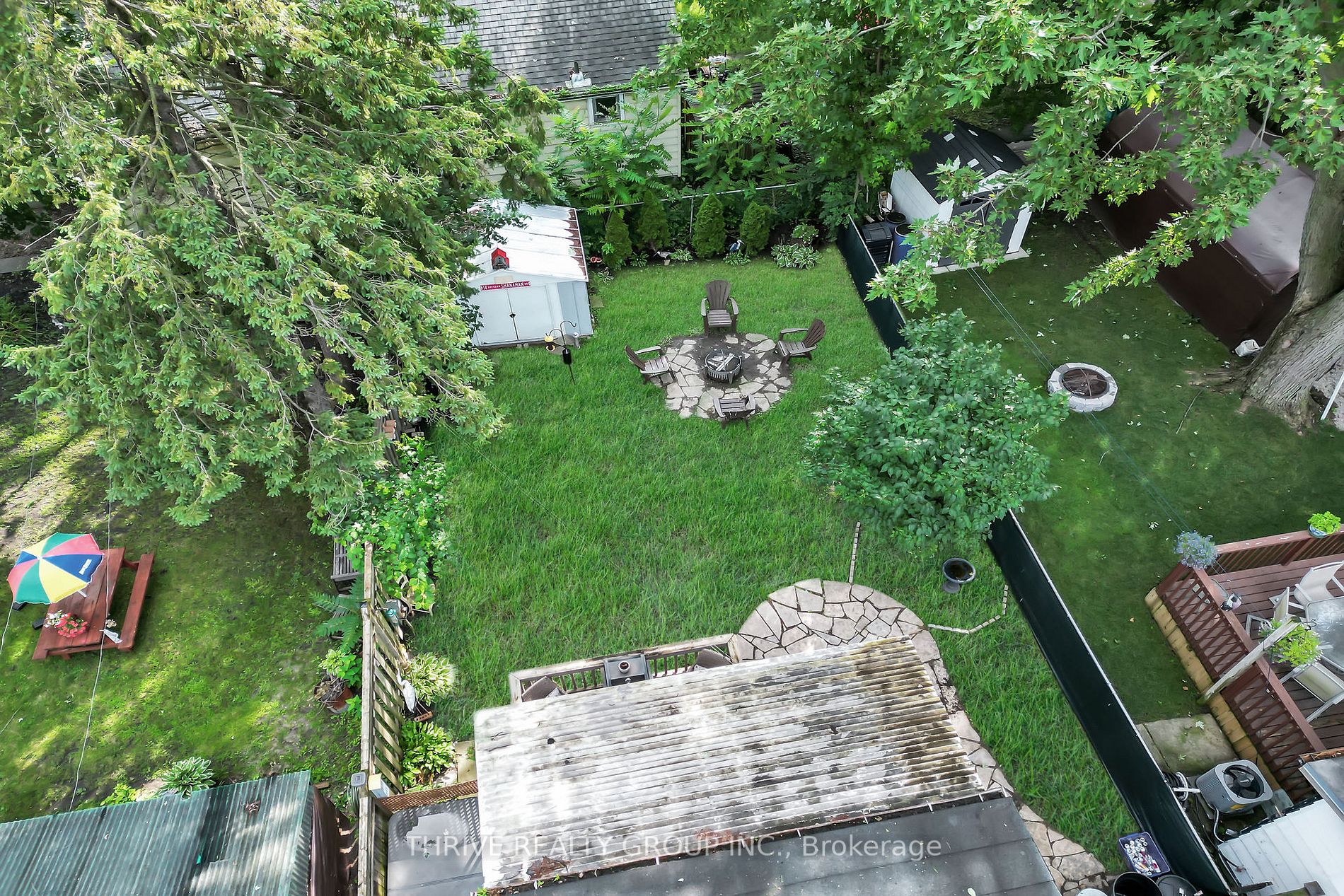576 English St