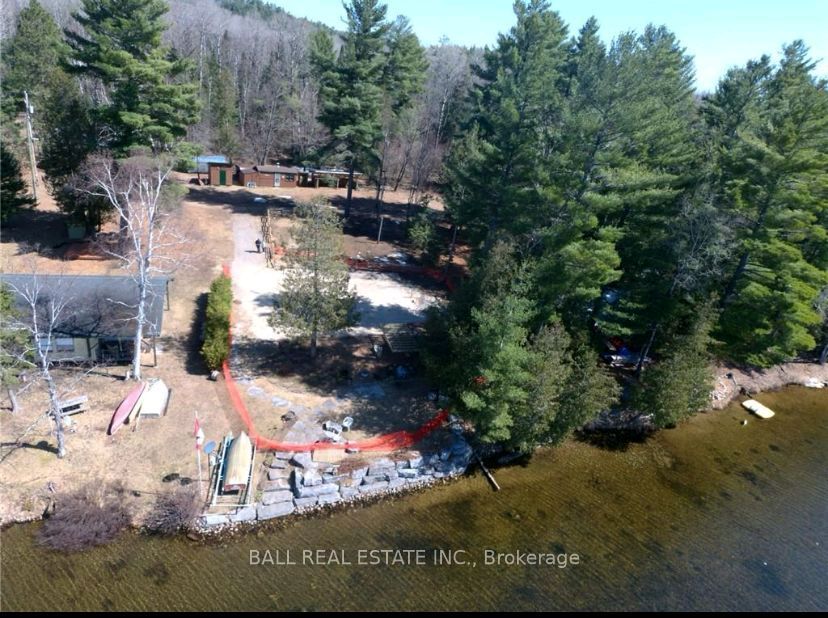 276 Hermans Dr