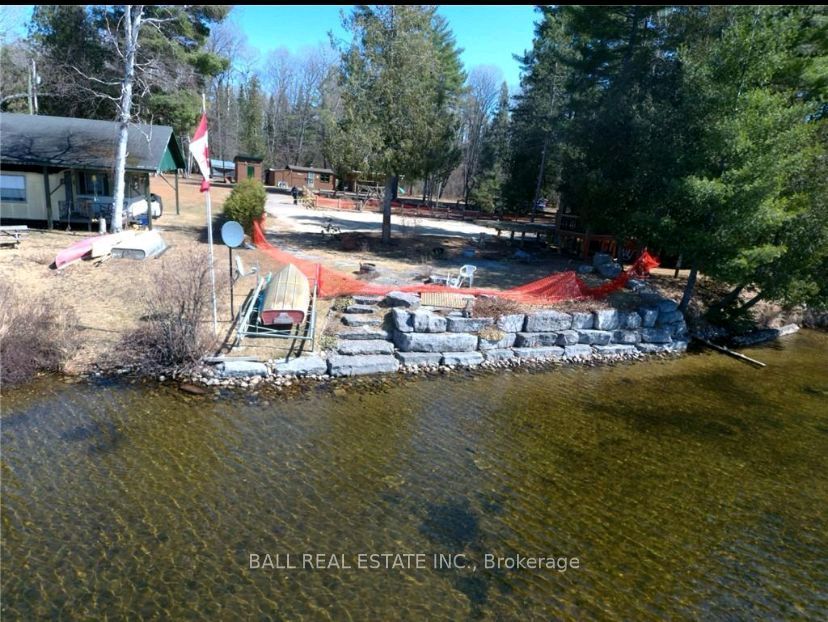 276 Hermans Dr