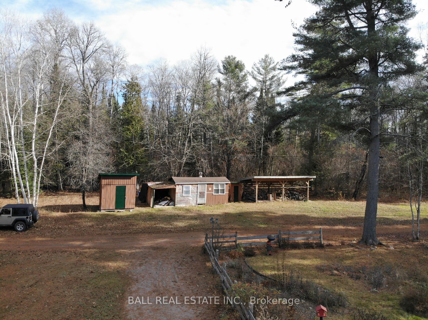 276 Hermans Dr