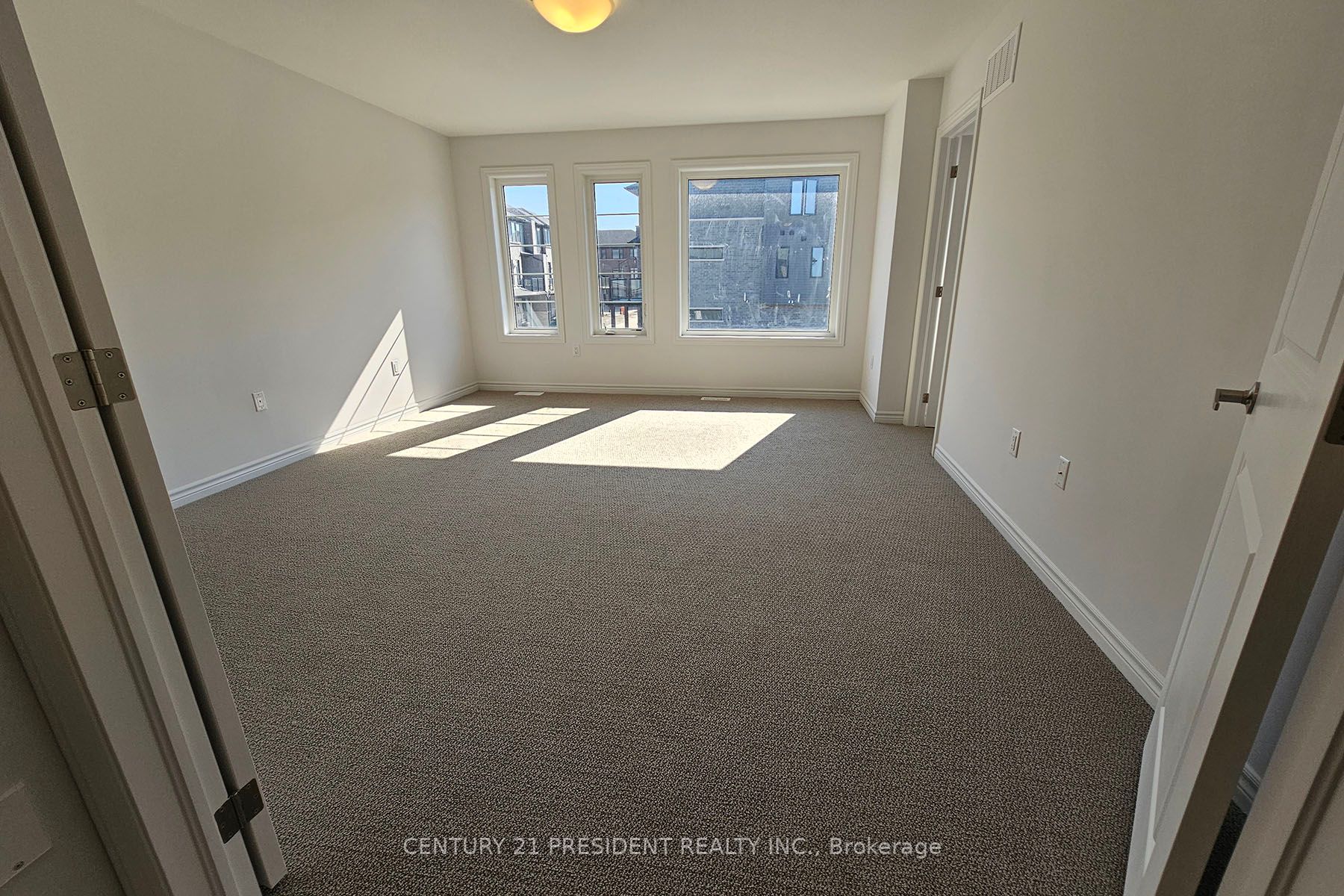 461 Blackburn Dr, #11