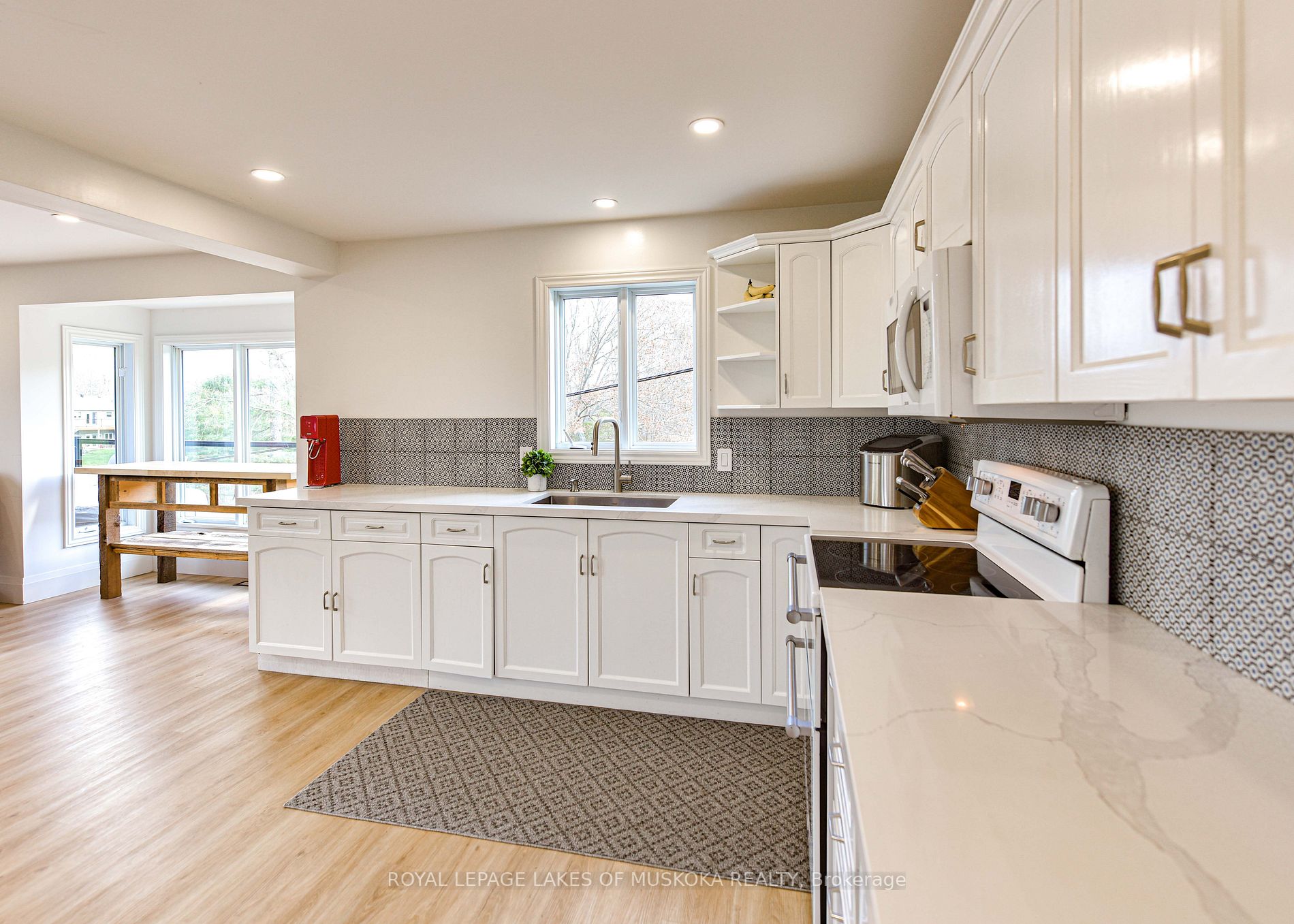 25 Bonneville Rd