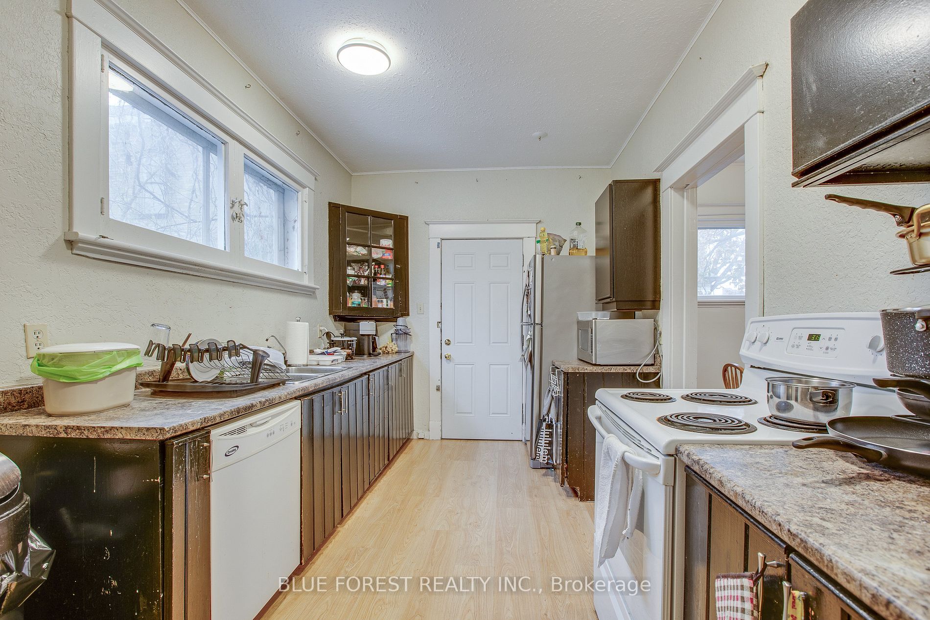 49 St George St