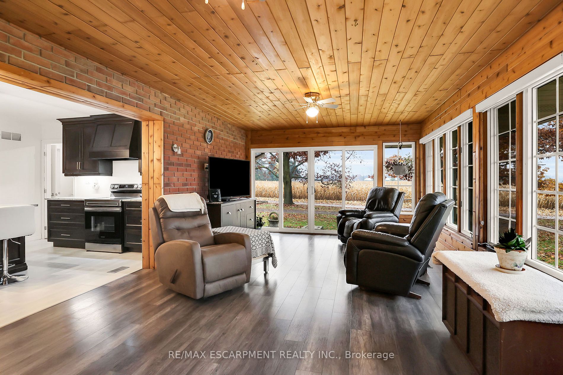 101 Logan Rd