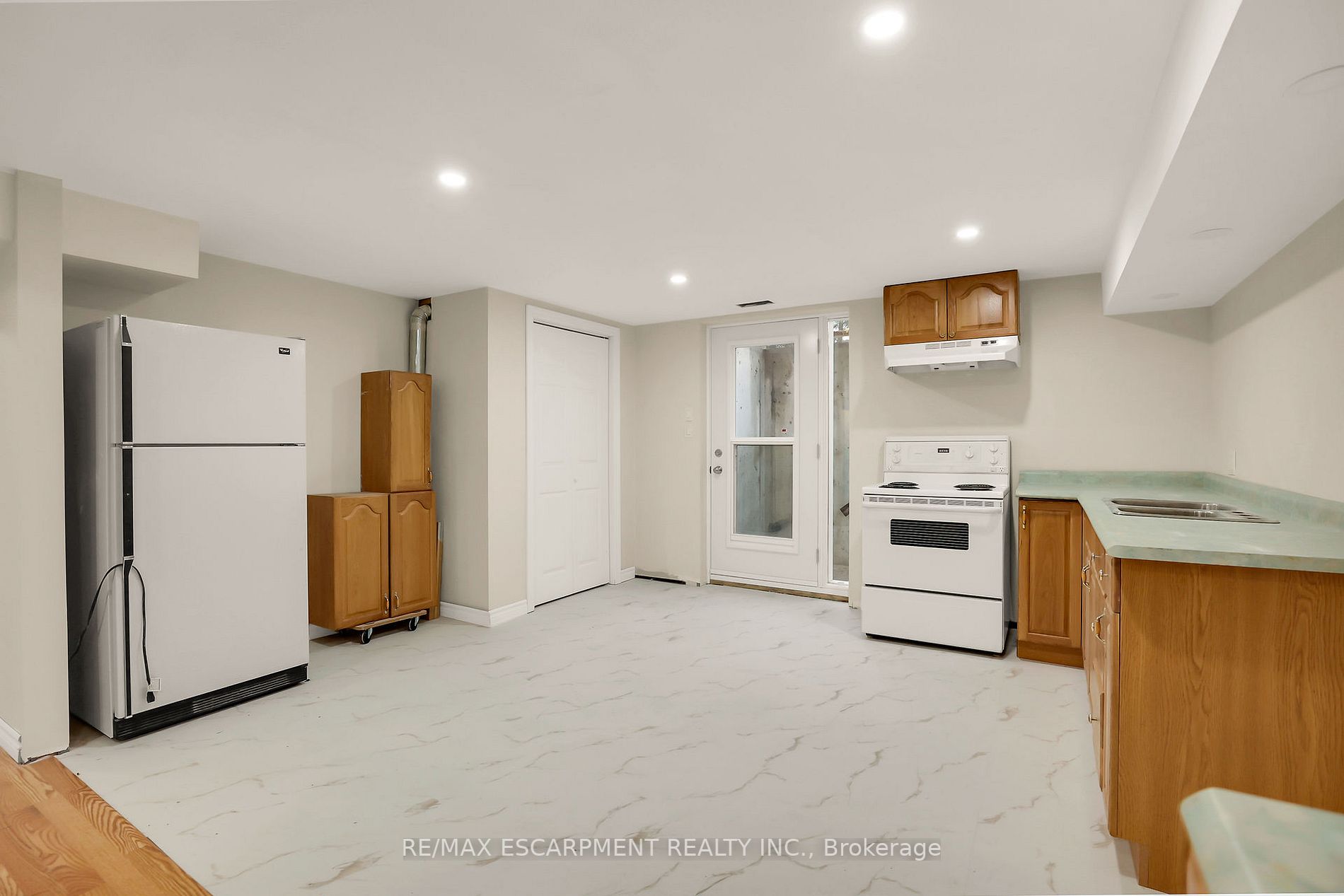 101 Logan Rd