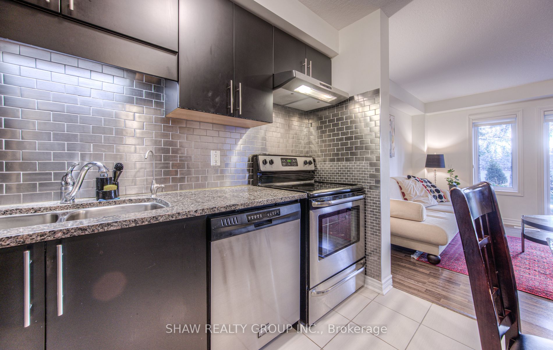 5 Arlington Cres, #1