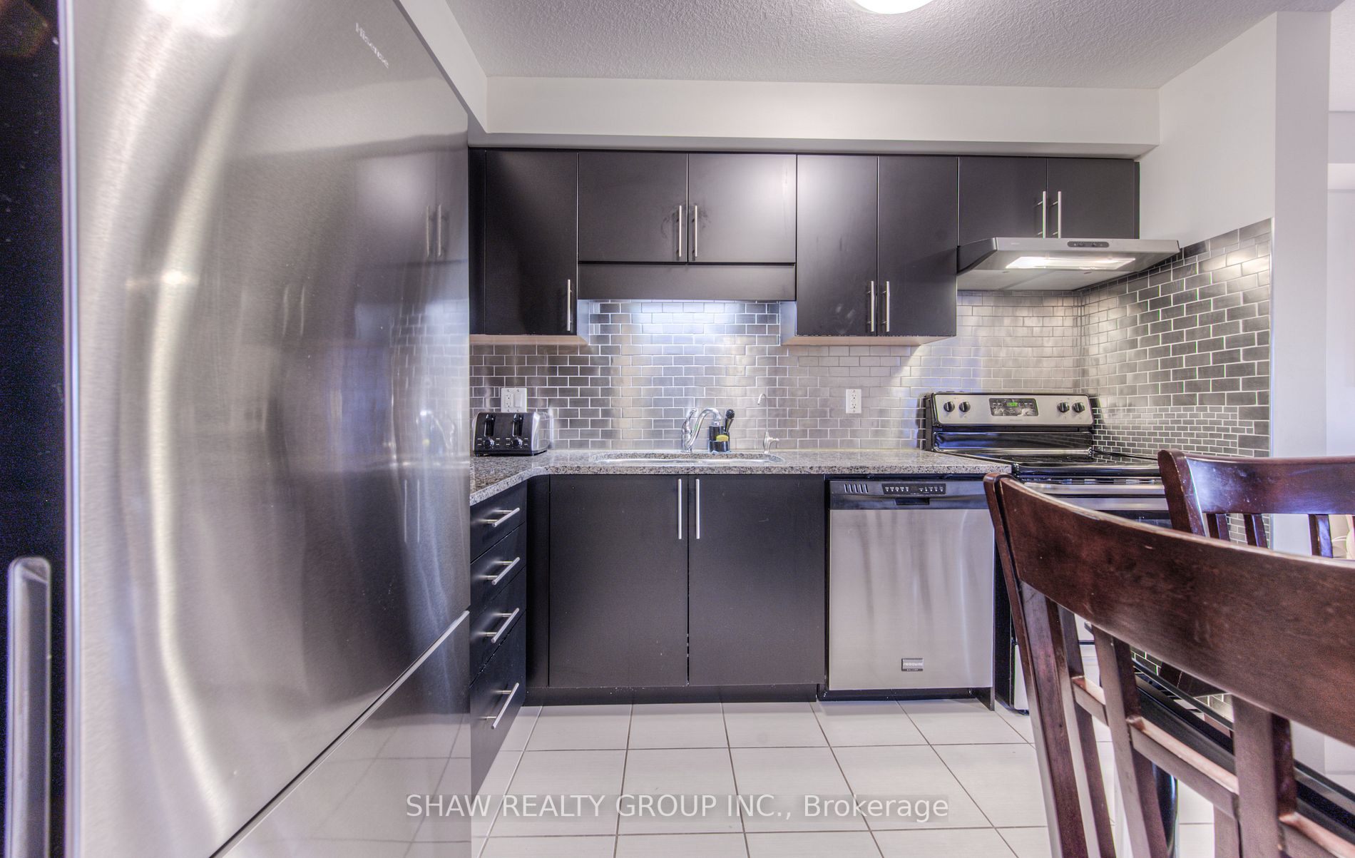 5 Arlington Cres, #1