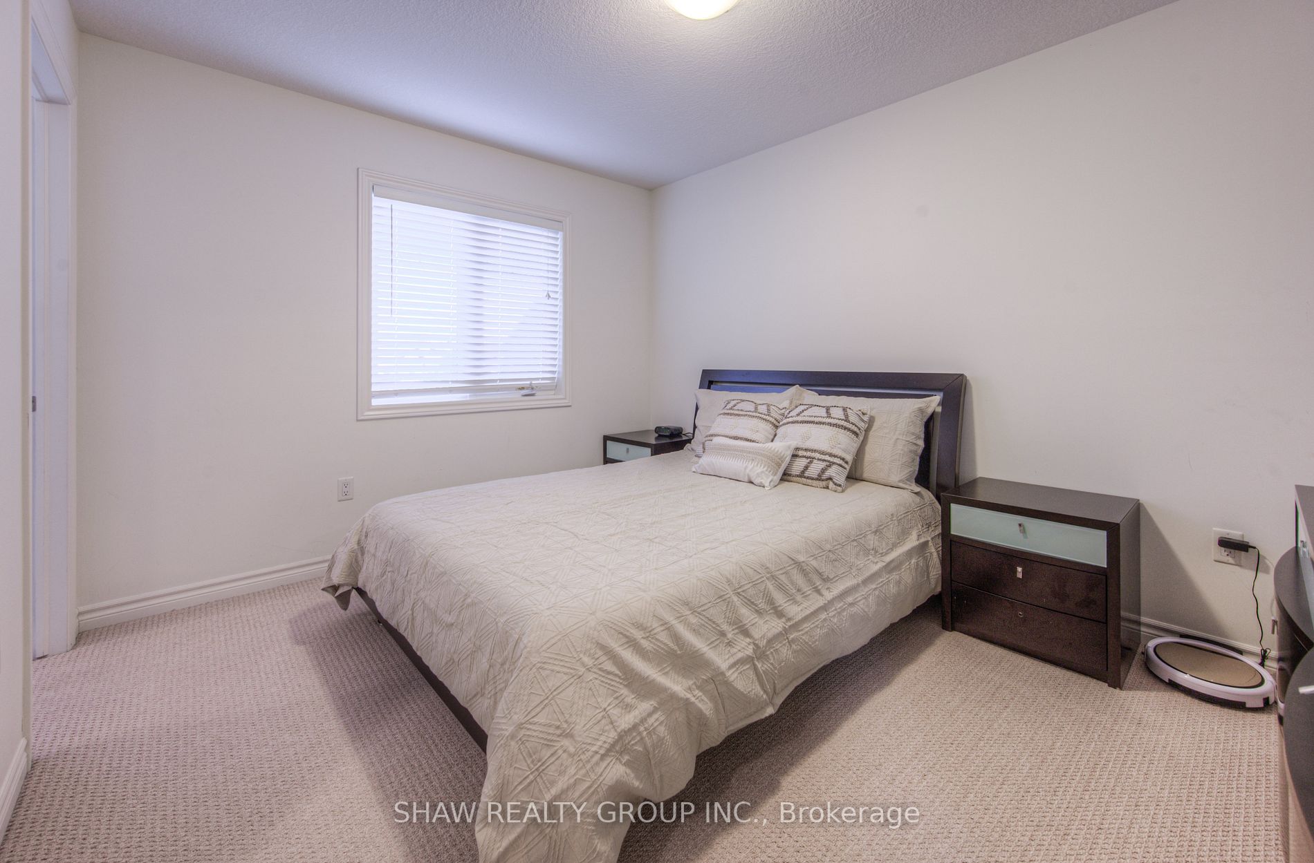 5 Arlington Cres, #1