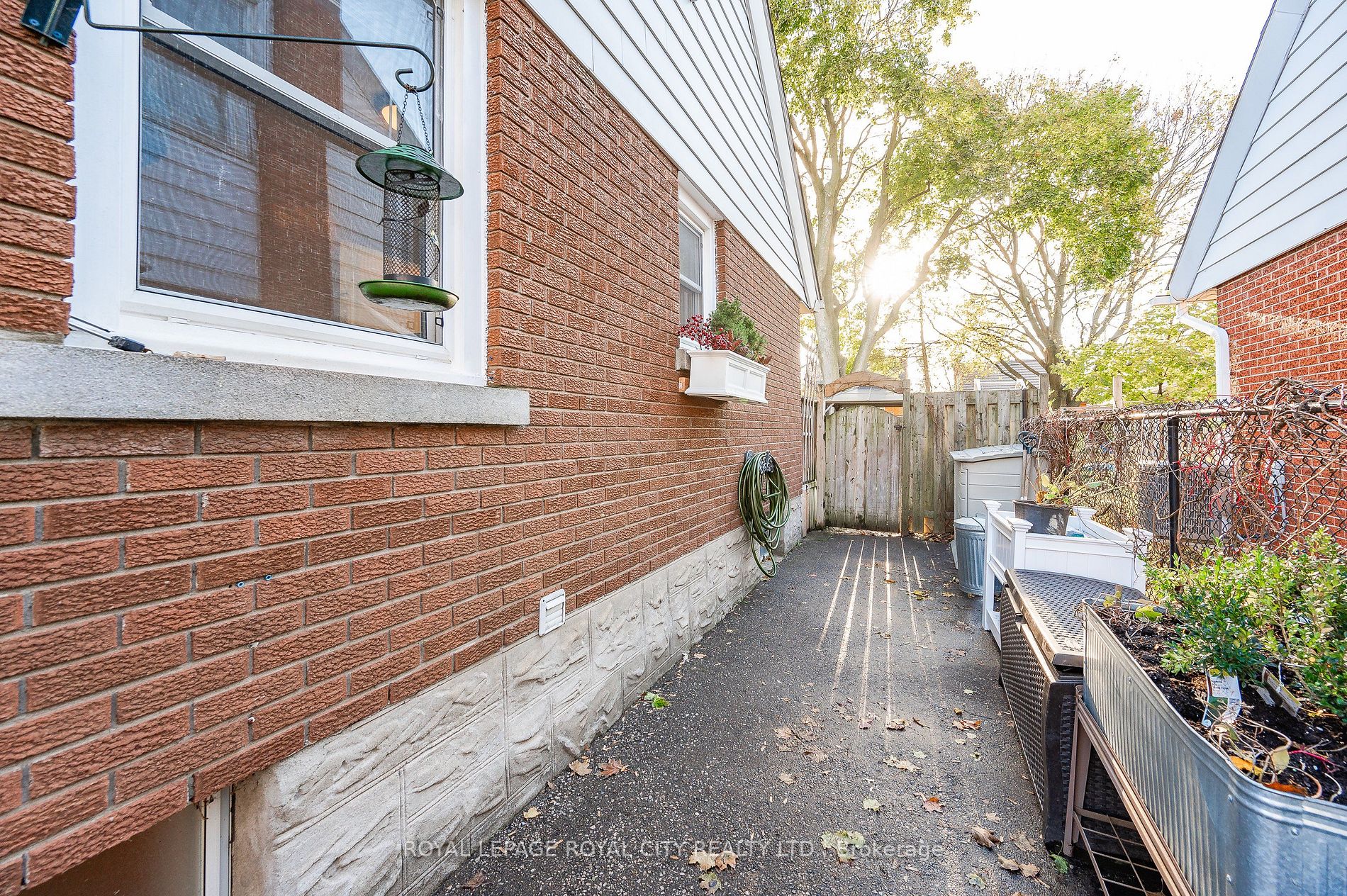 57 North Dr N