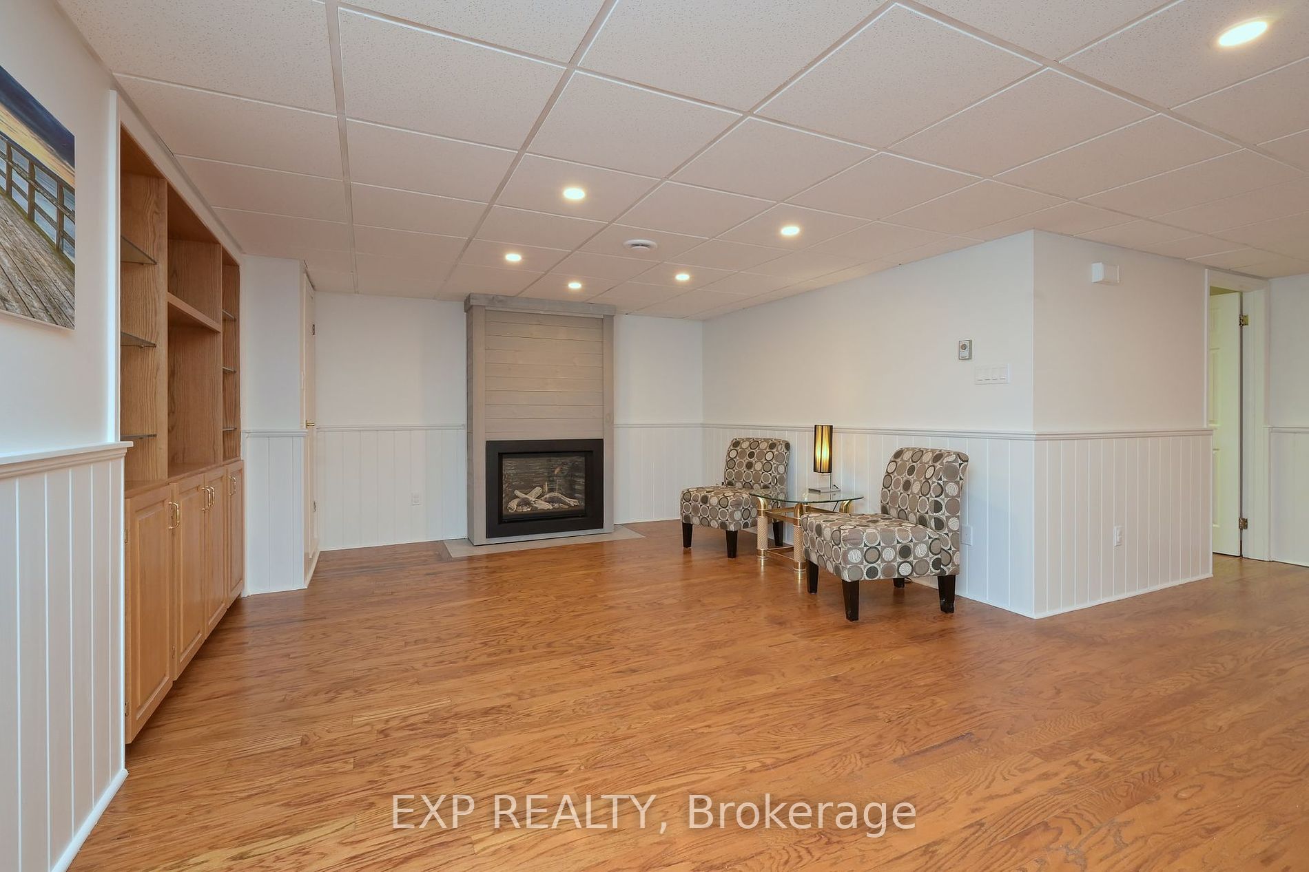 8 Golden Rd