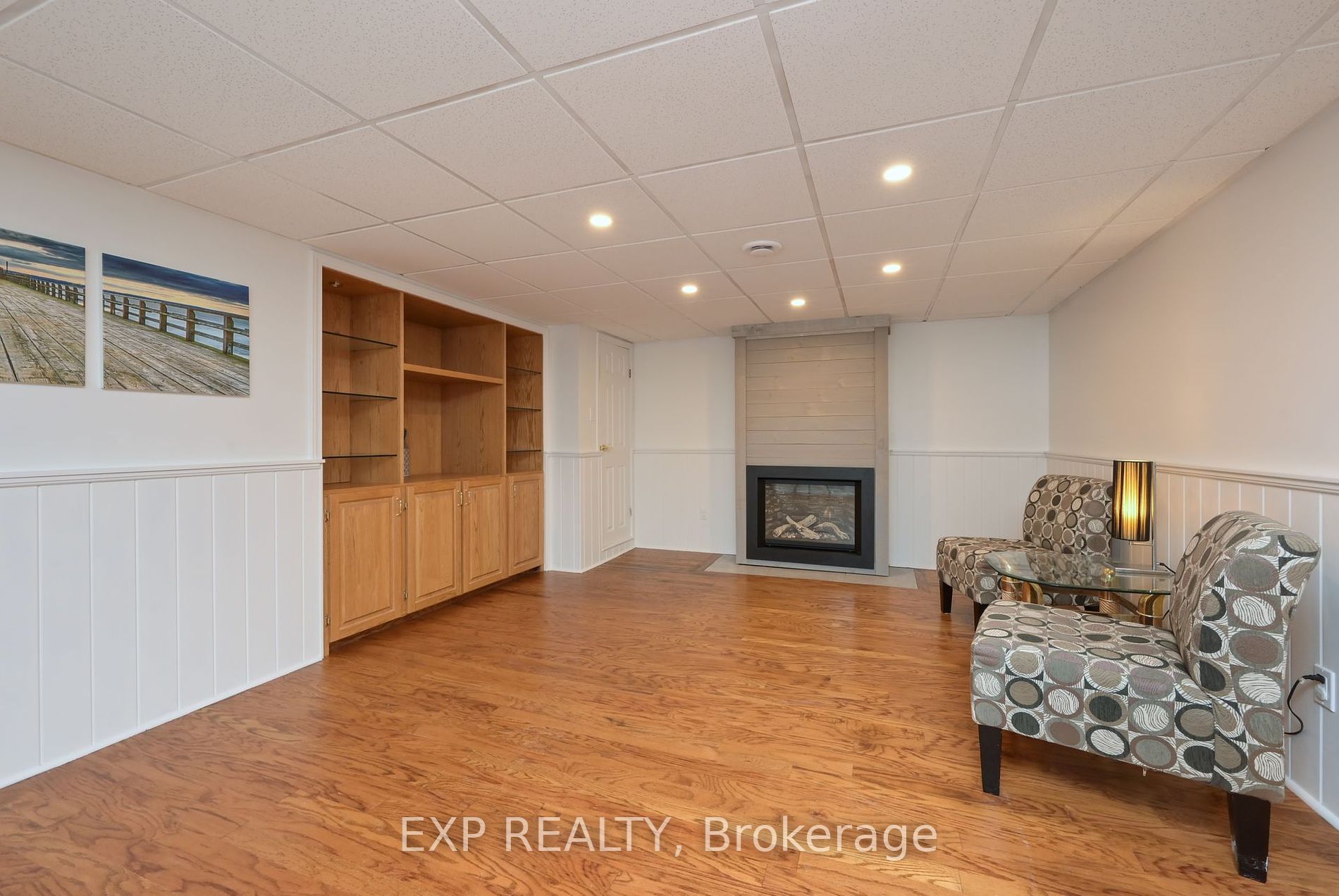8 Golden Rd