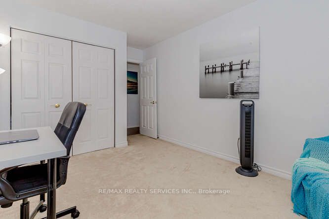 75 Glenburn Crt, #1004