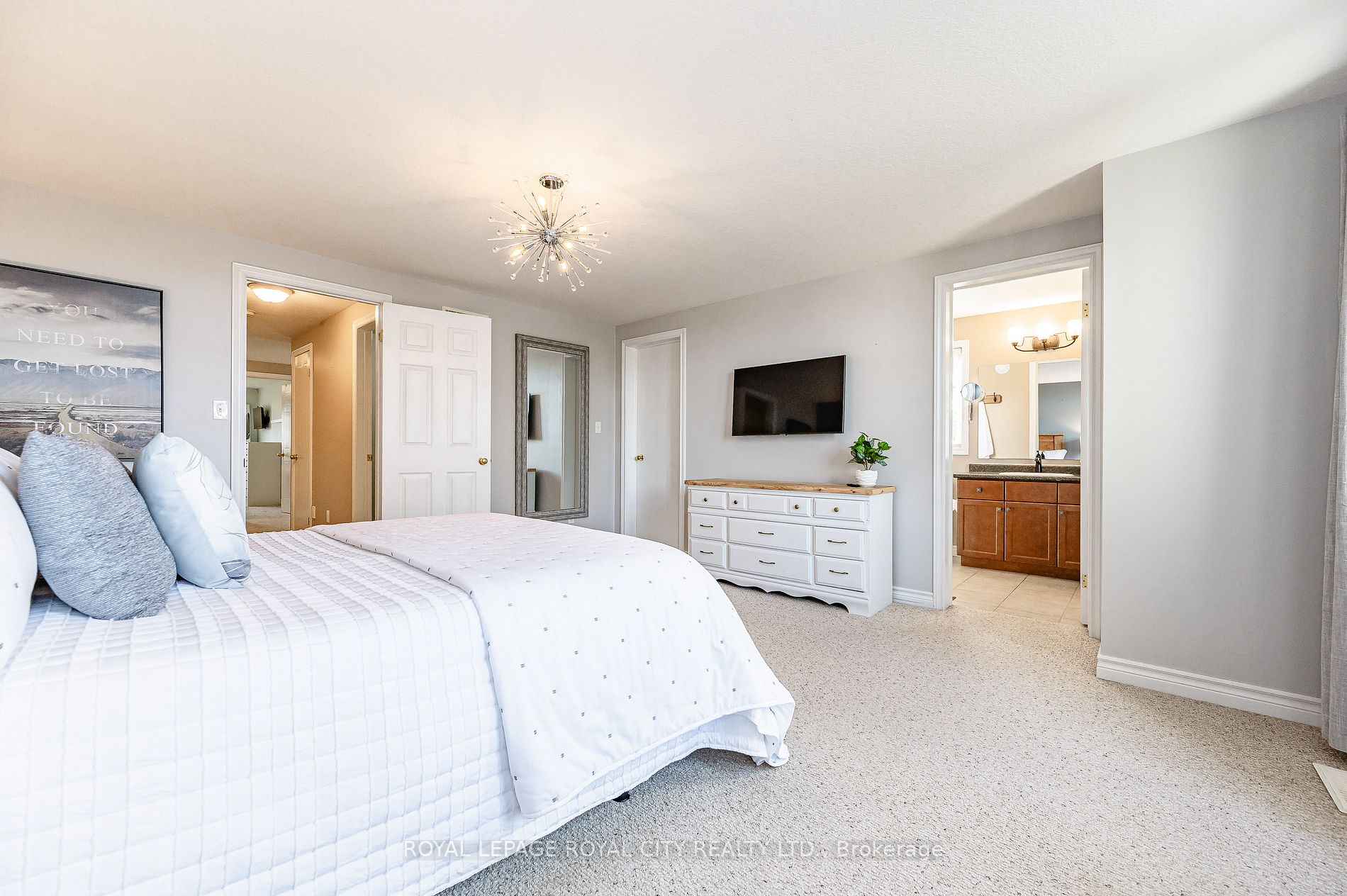 20 Shackleton Dr, #28