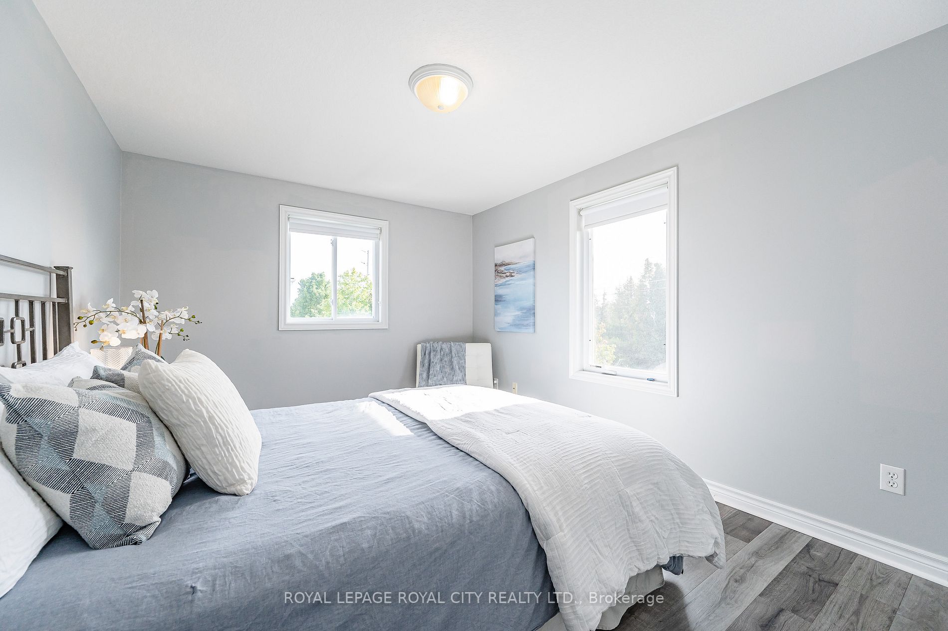 20 Shackleton Dr, #28