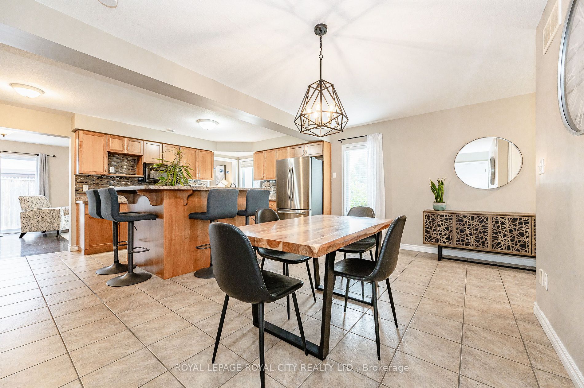 20 Shackleton Dr, #28