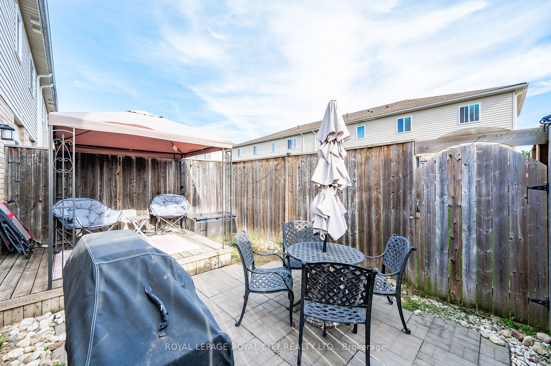 20 Shackleton Dr, #28