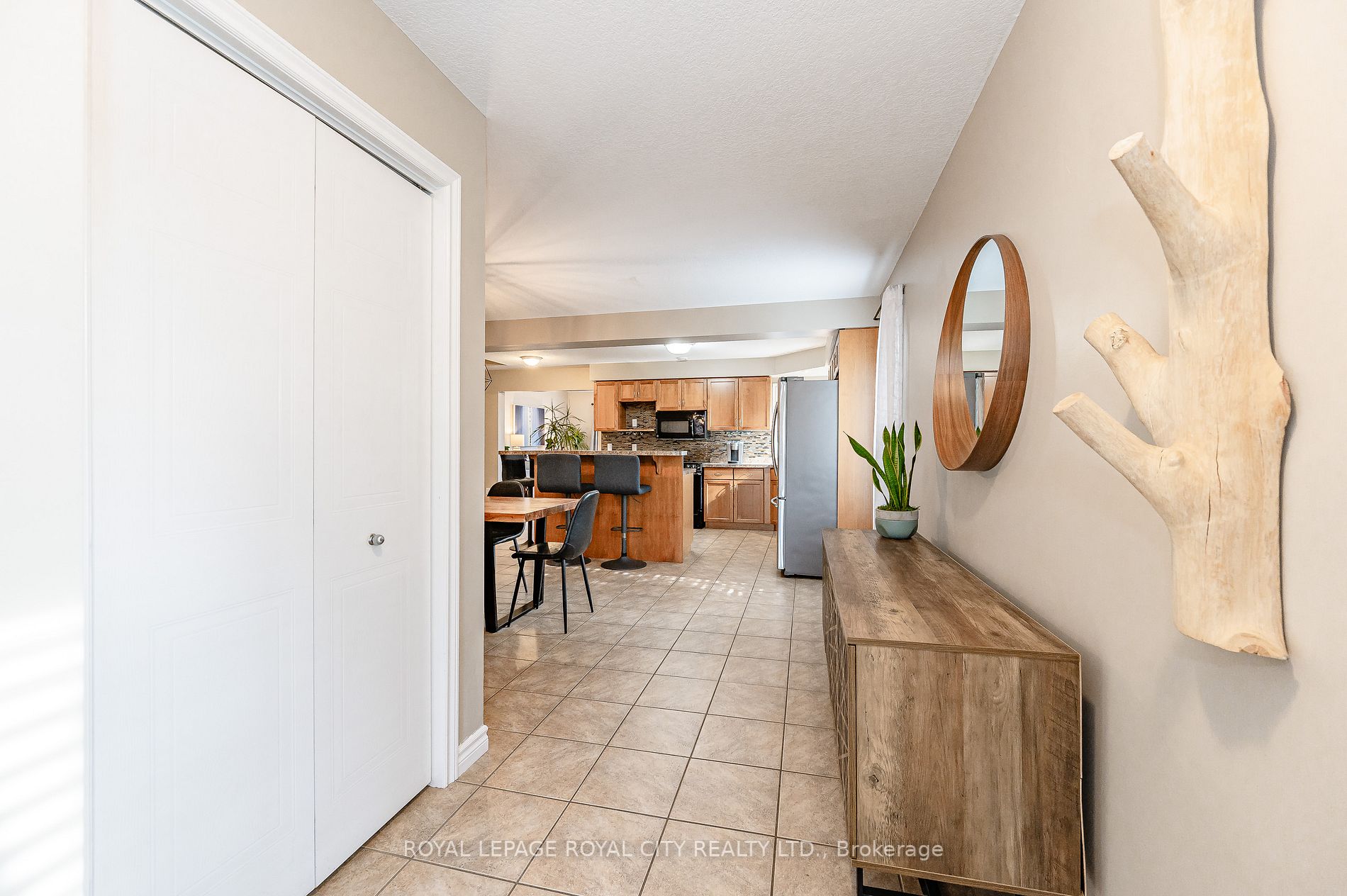 20 Shackleton Dr, #28