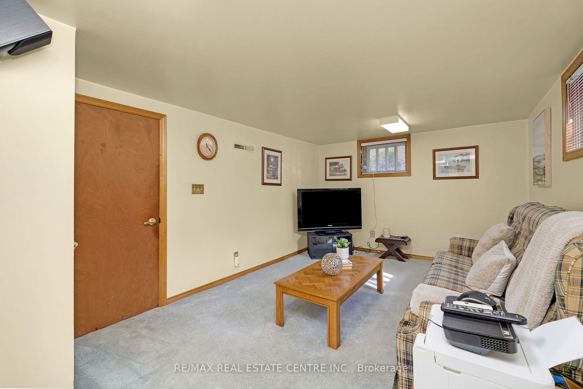 12 Water St